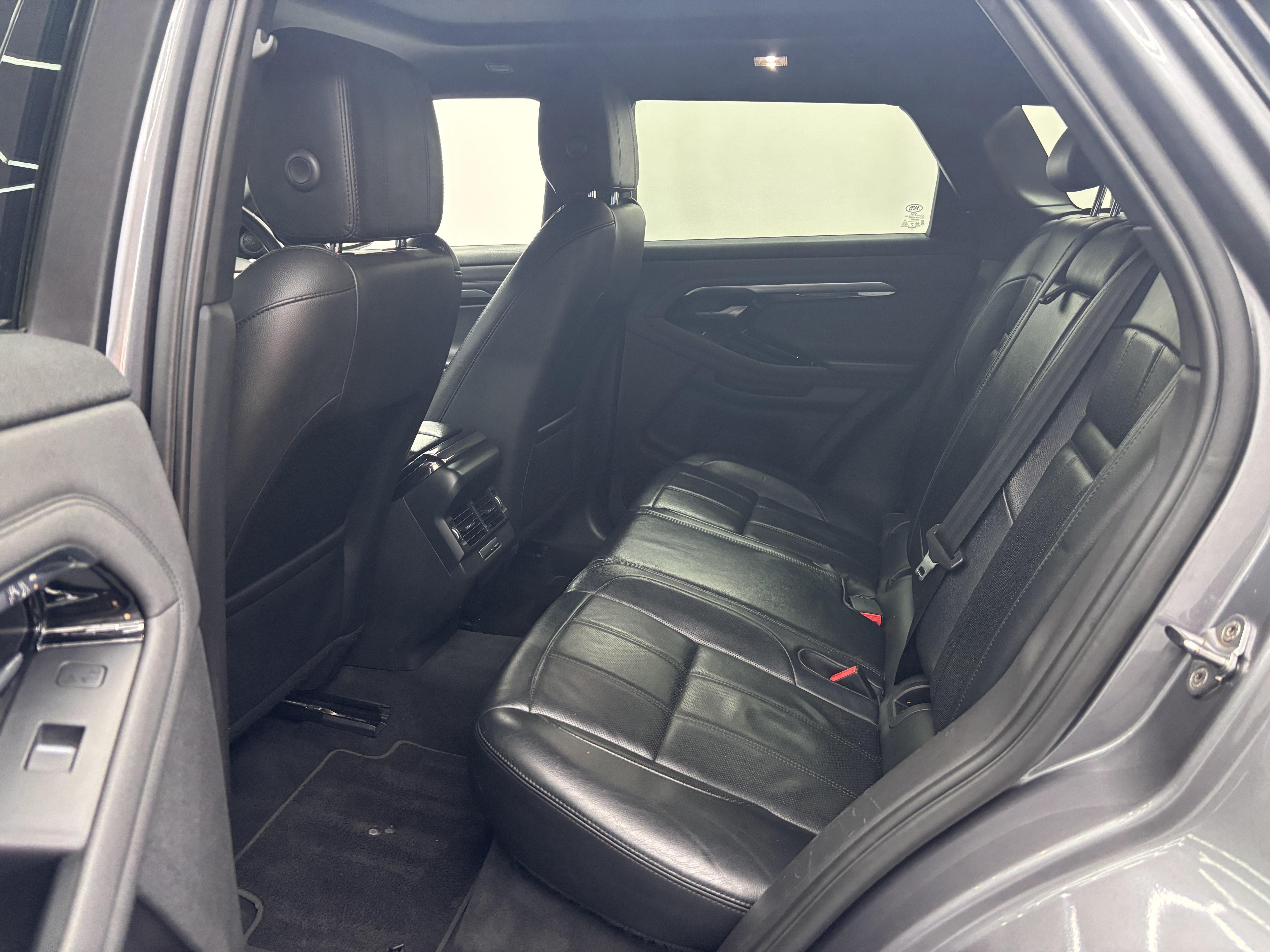 LAND ROVER EVOQUE 2.0D SE 132KW (D180)