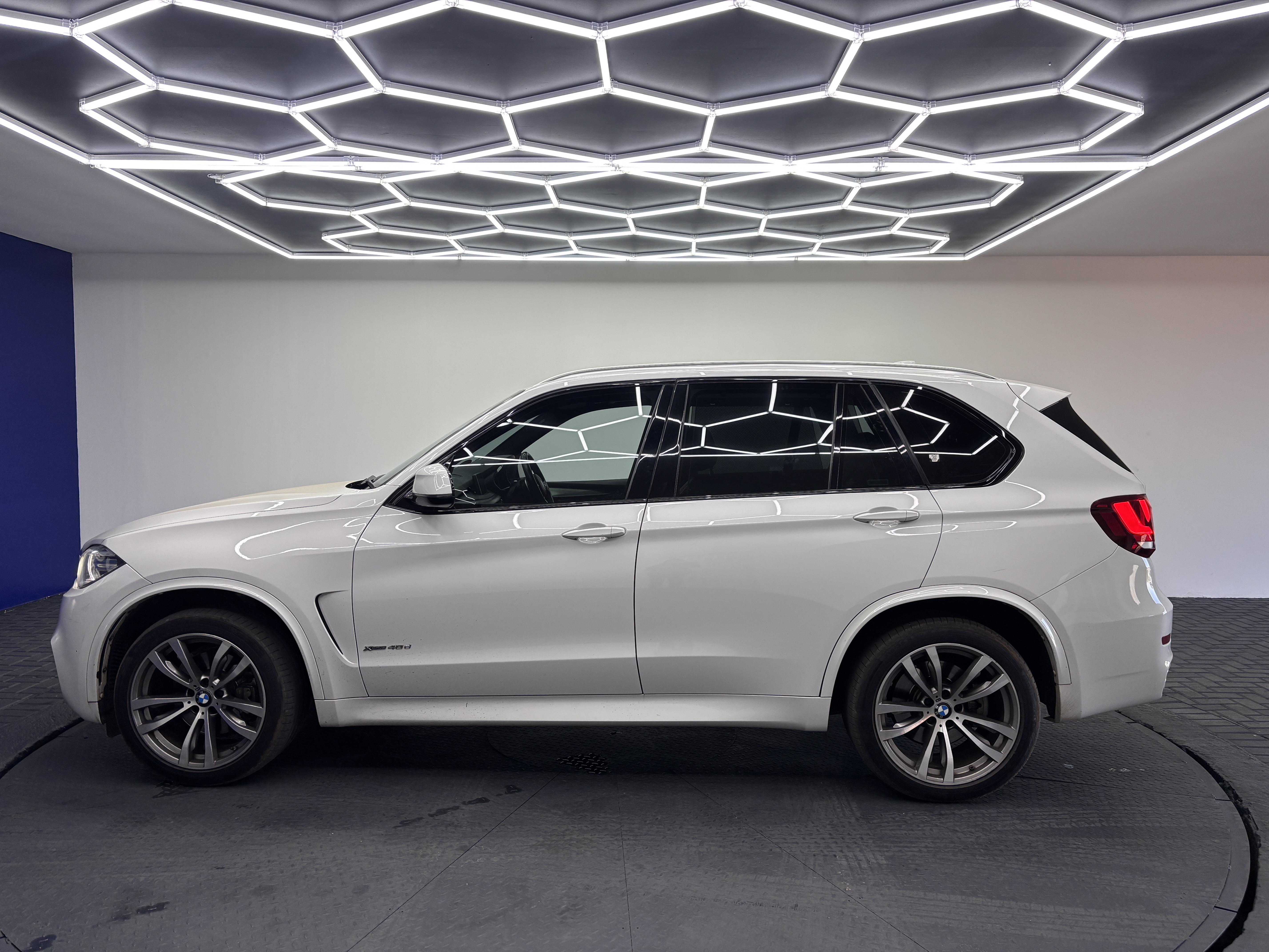 BMW X5 XDRIVE40D M-SPORT A/T (F15) - 7