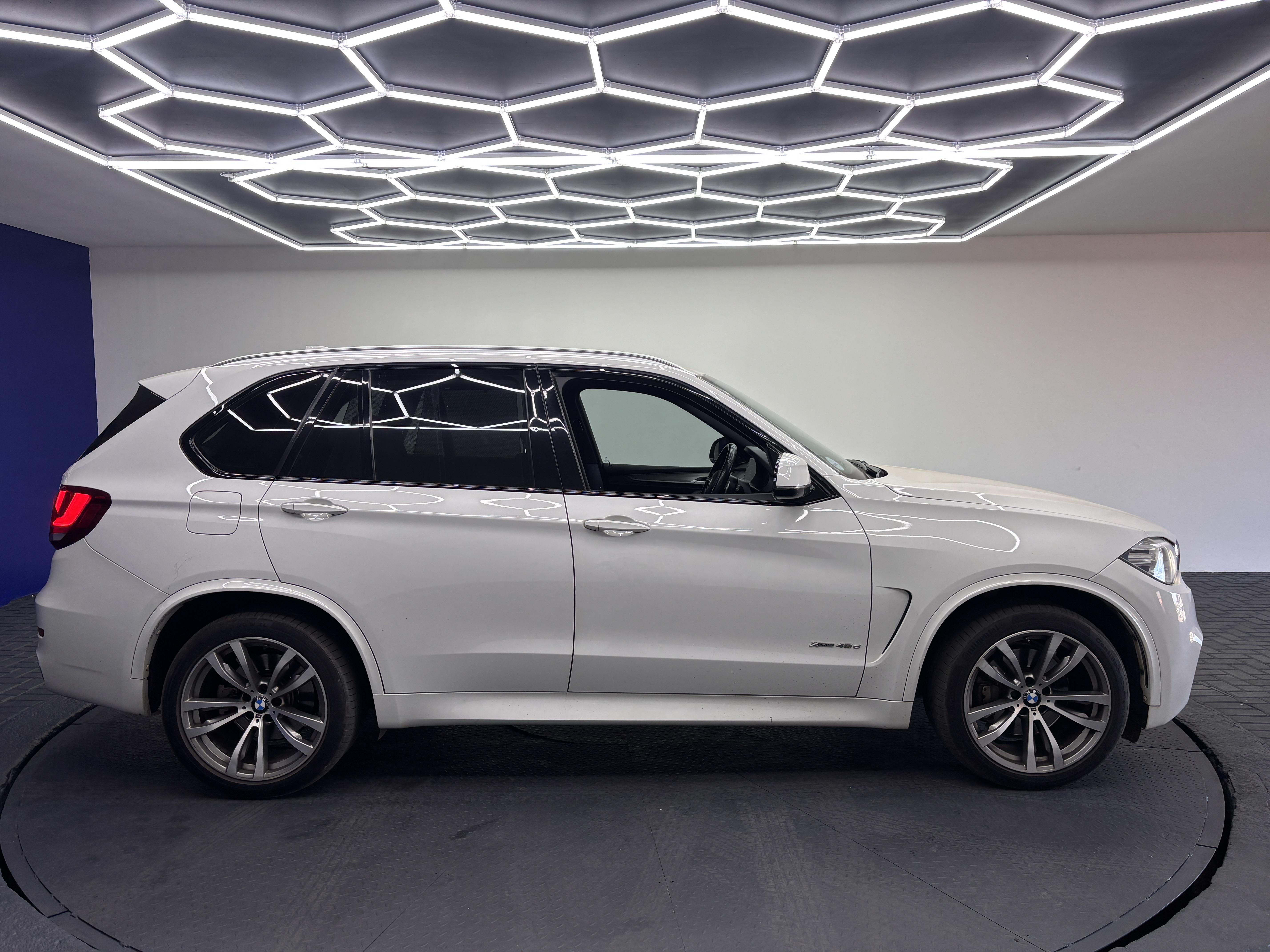 BMW X5 XDRIVE40D M-SPORT A/T (F15) - 6