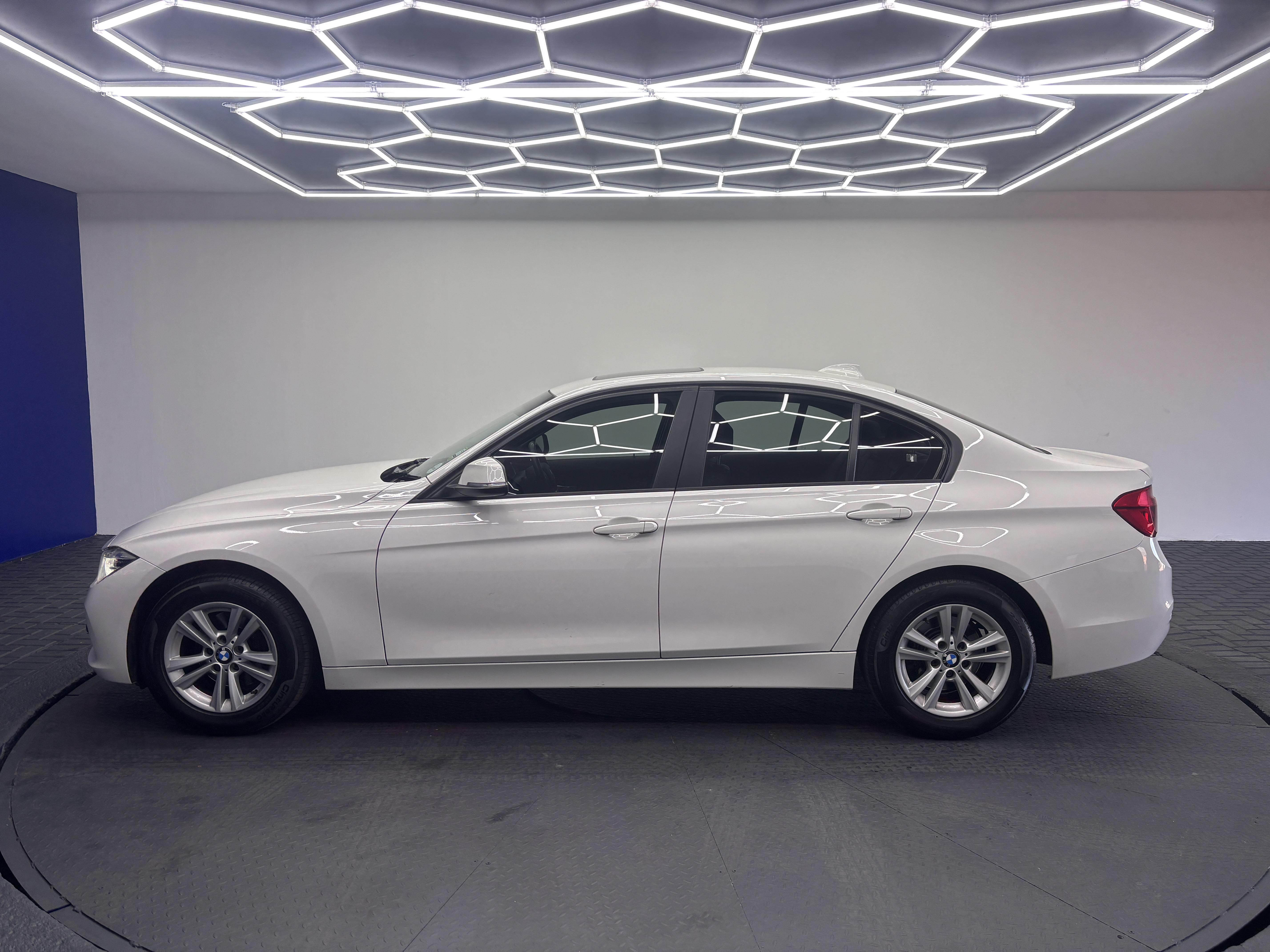 BMW 3 SERIES 320D A/T (F30)
