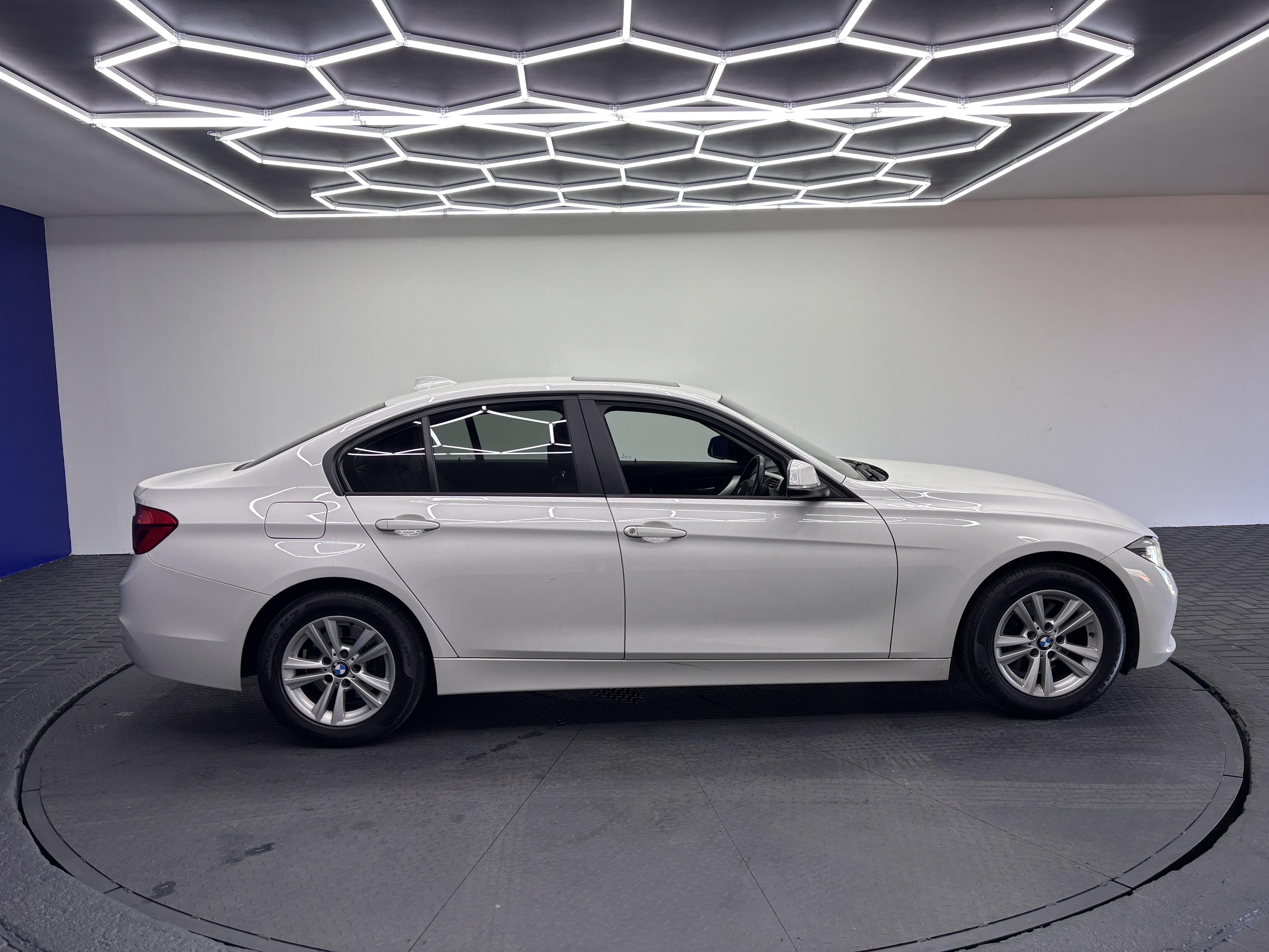 BMW 3 SERIES 320D A/T (F30)