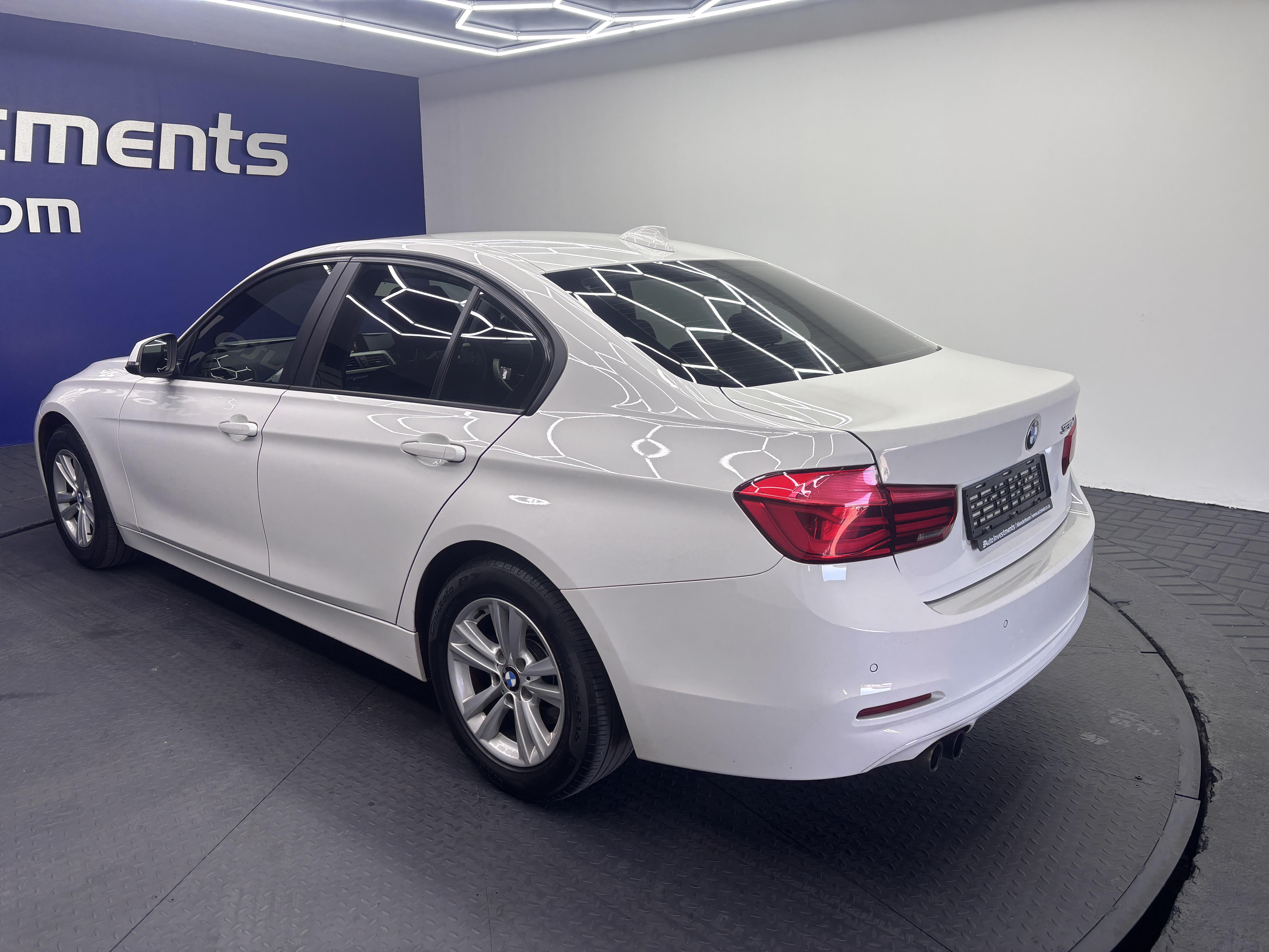 BMW 3 SERIES 320D A/T (F30)