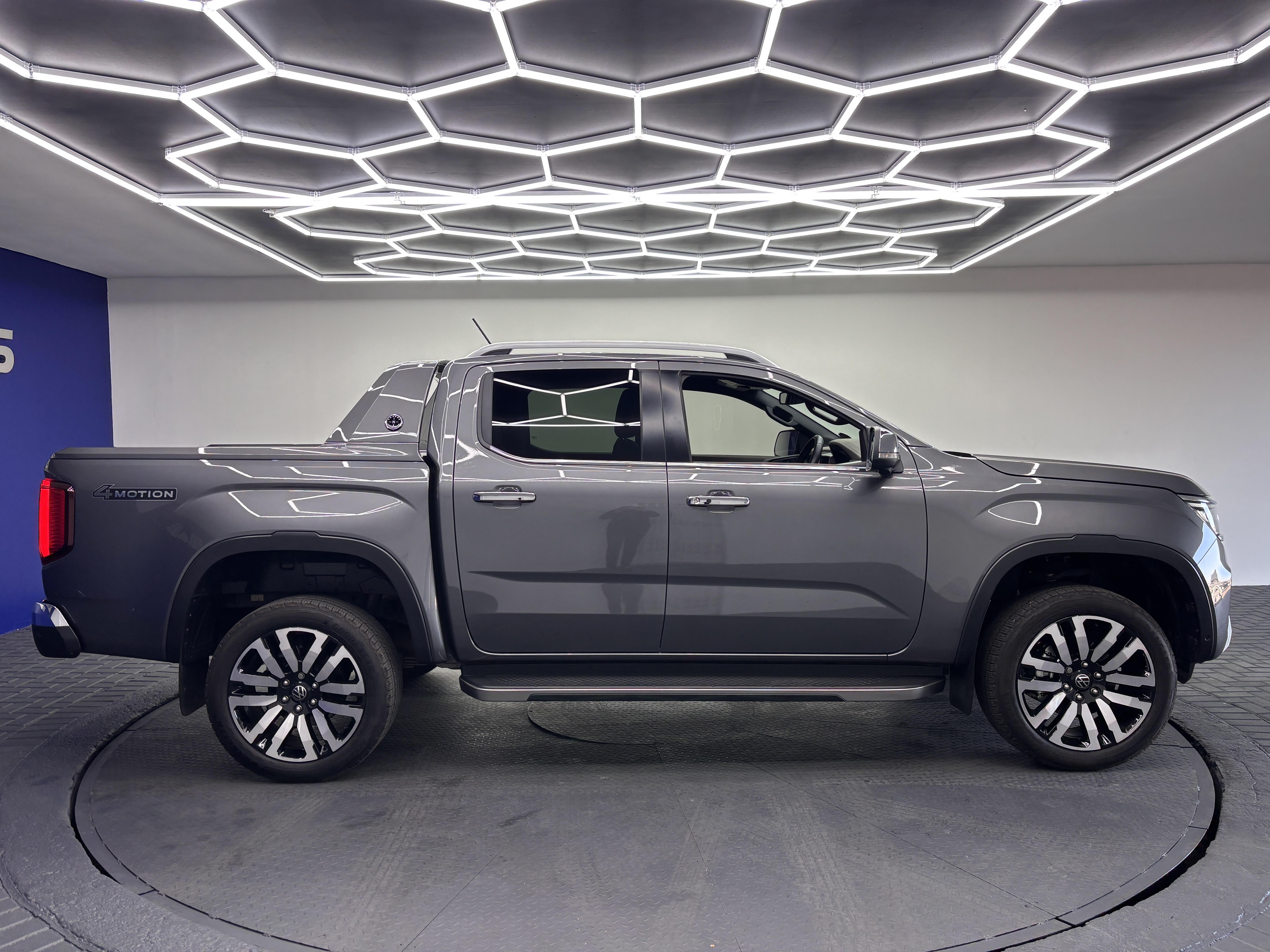 VOLKSWAGEN AMAROK 3.0TDI V6 184KW 4MOT AVENTURA A/T D/C P/U