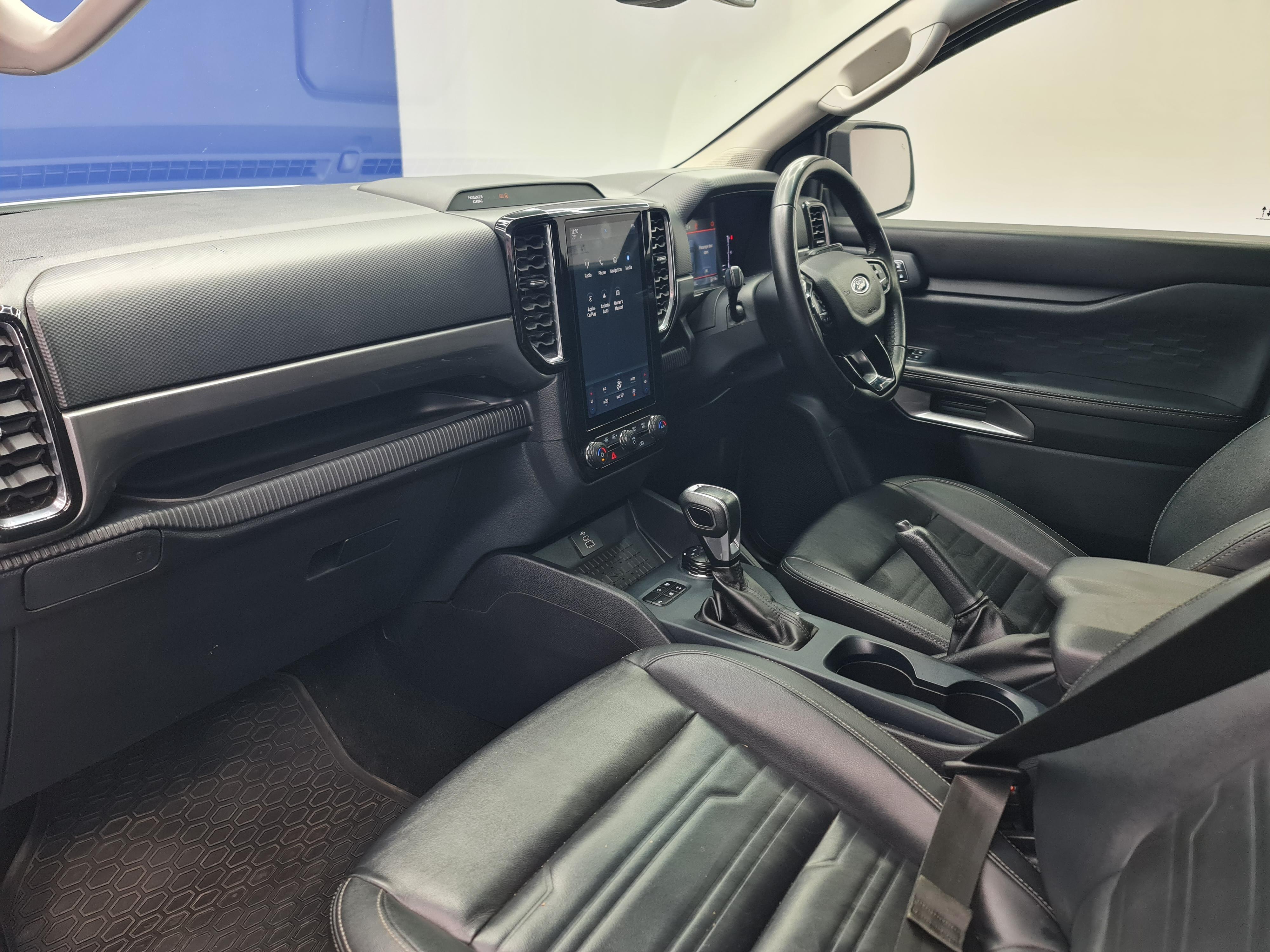 FORD RANGER 2.0D BI-TURBO XLT 4X4 A/T D/C P/U - 17