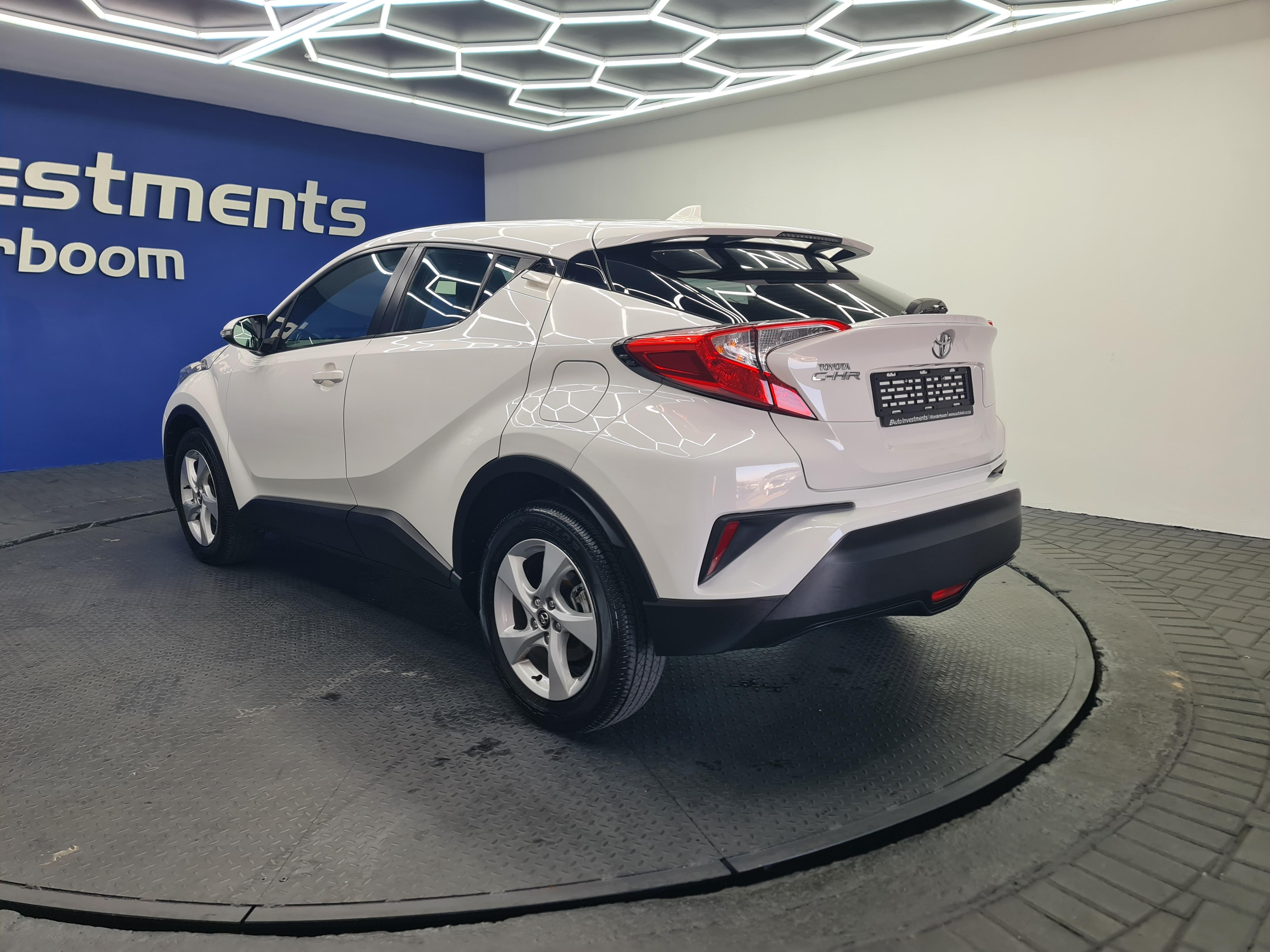 TOYOTA C-HR 1.2T PLUS CVT - 8