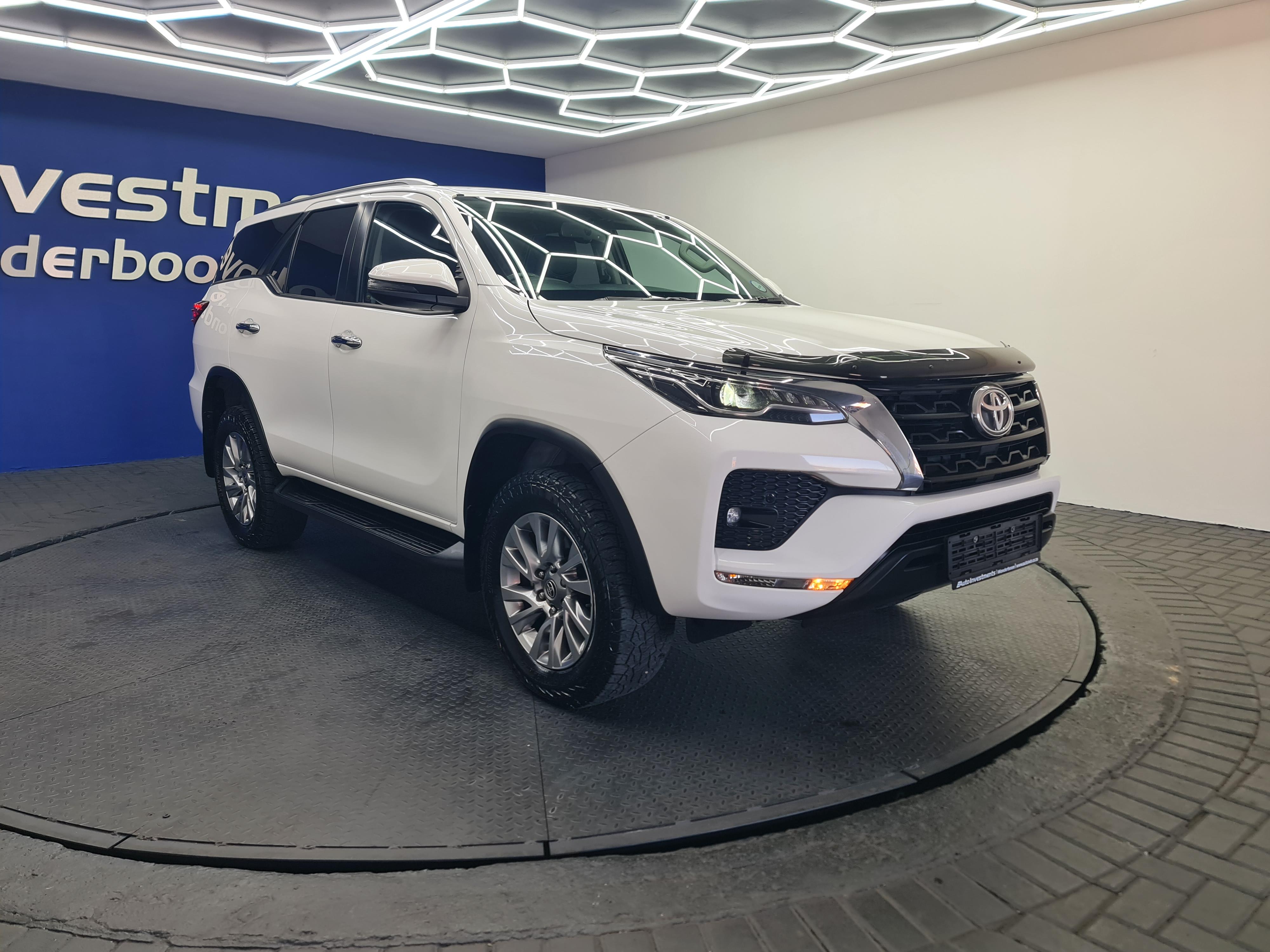 TOYOTA FORTUNER 2.8GD-6 R/B A/T - 3