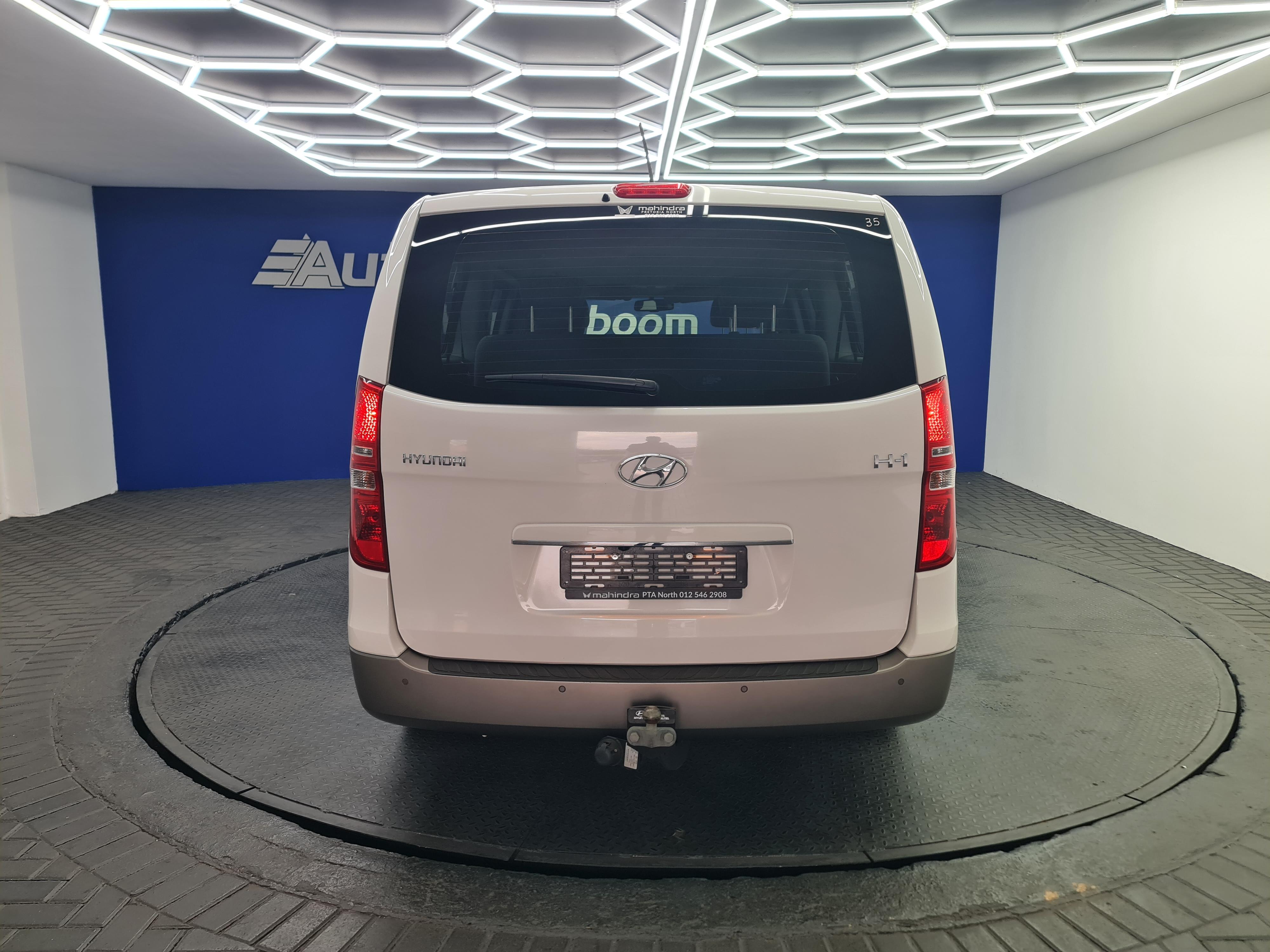 HYUNDAI H-1 2.5 CRDI A/T/ 2.5 ELITE A/T - 9