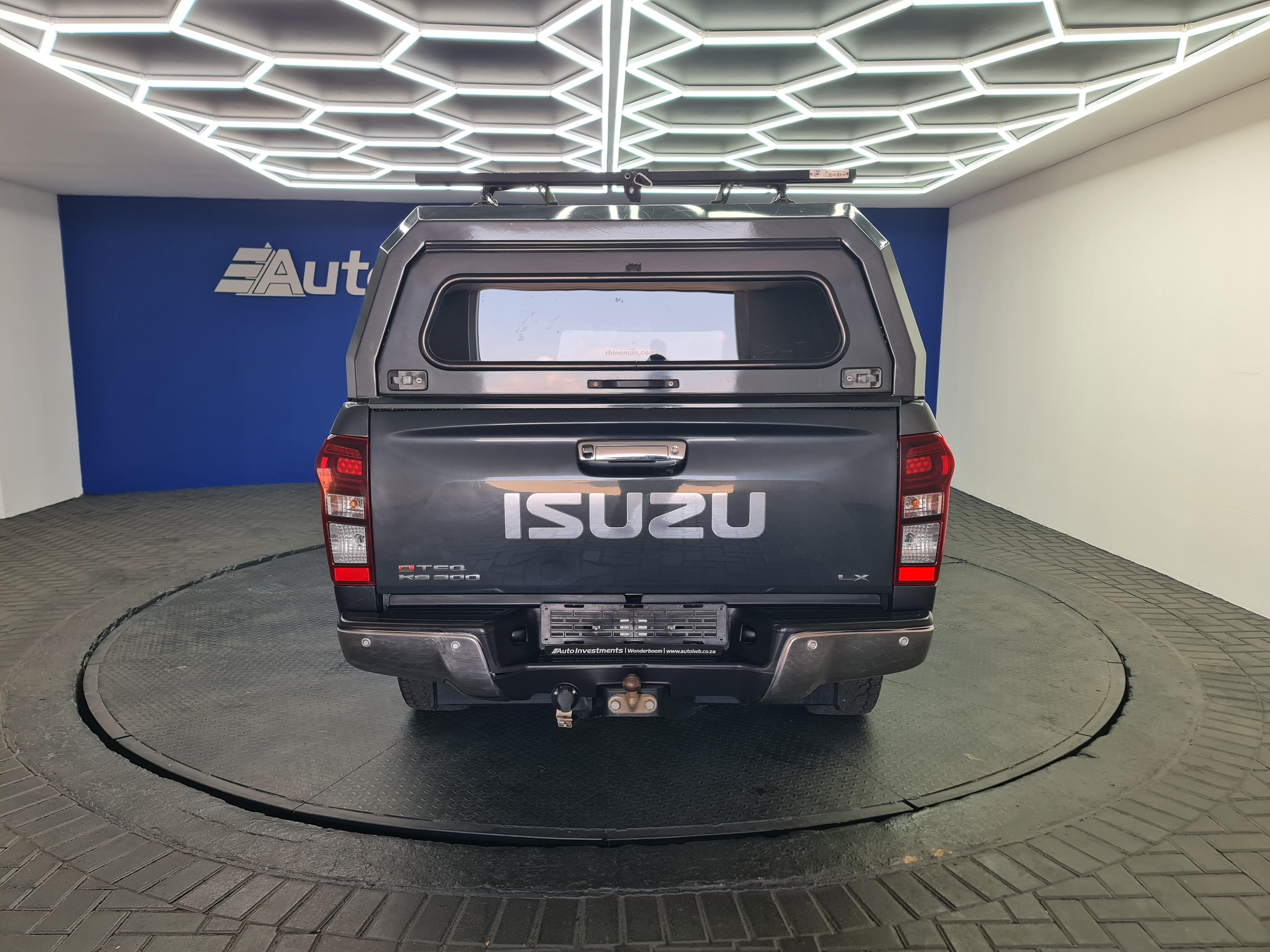 ISUZU KB 300 D-TEQ LX A/T 4X4 P/U D/C - 9