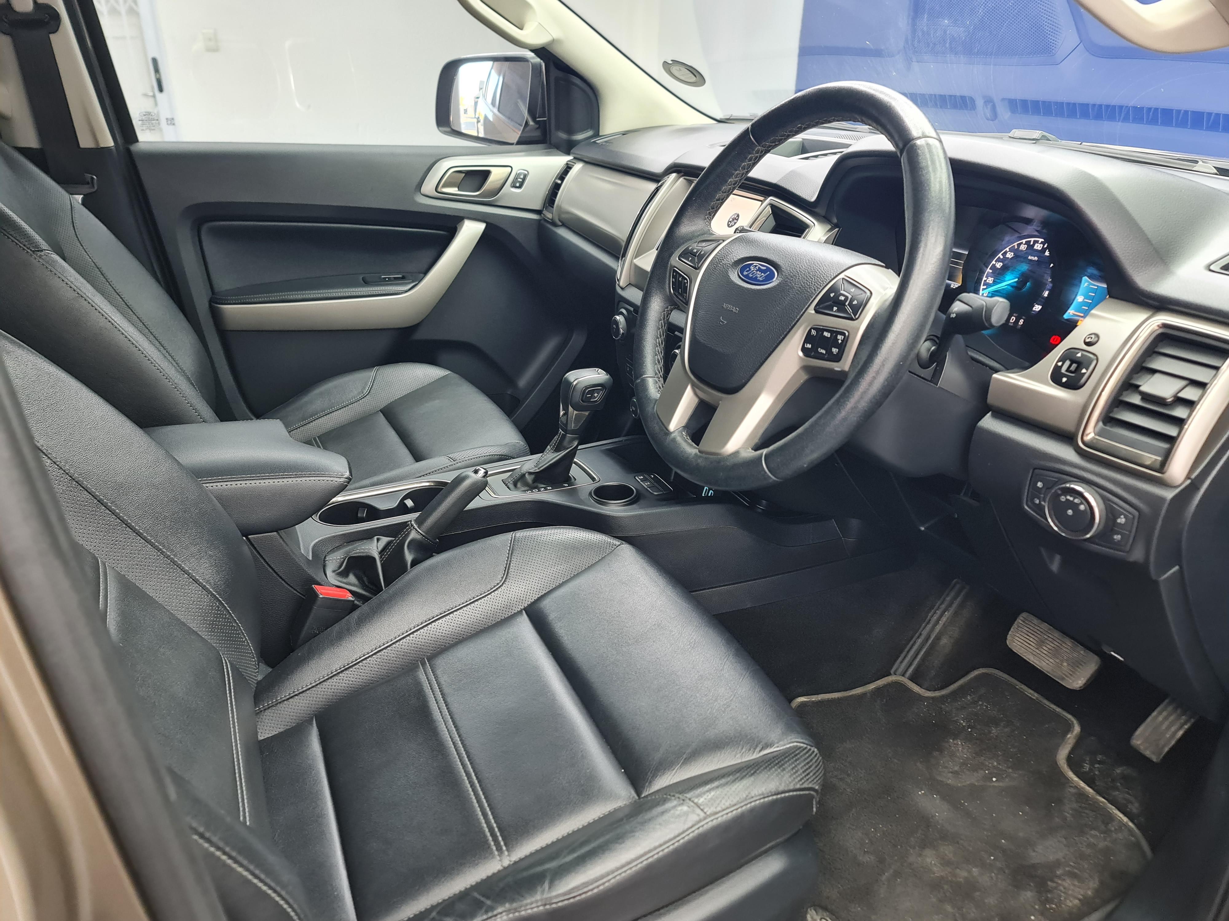 FORD EVEREST 2.0D XLT A/T - 11