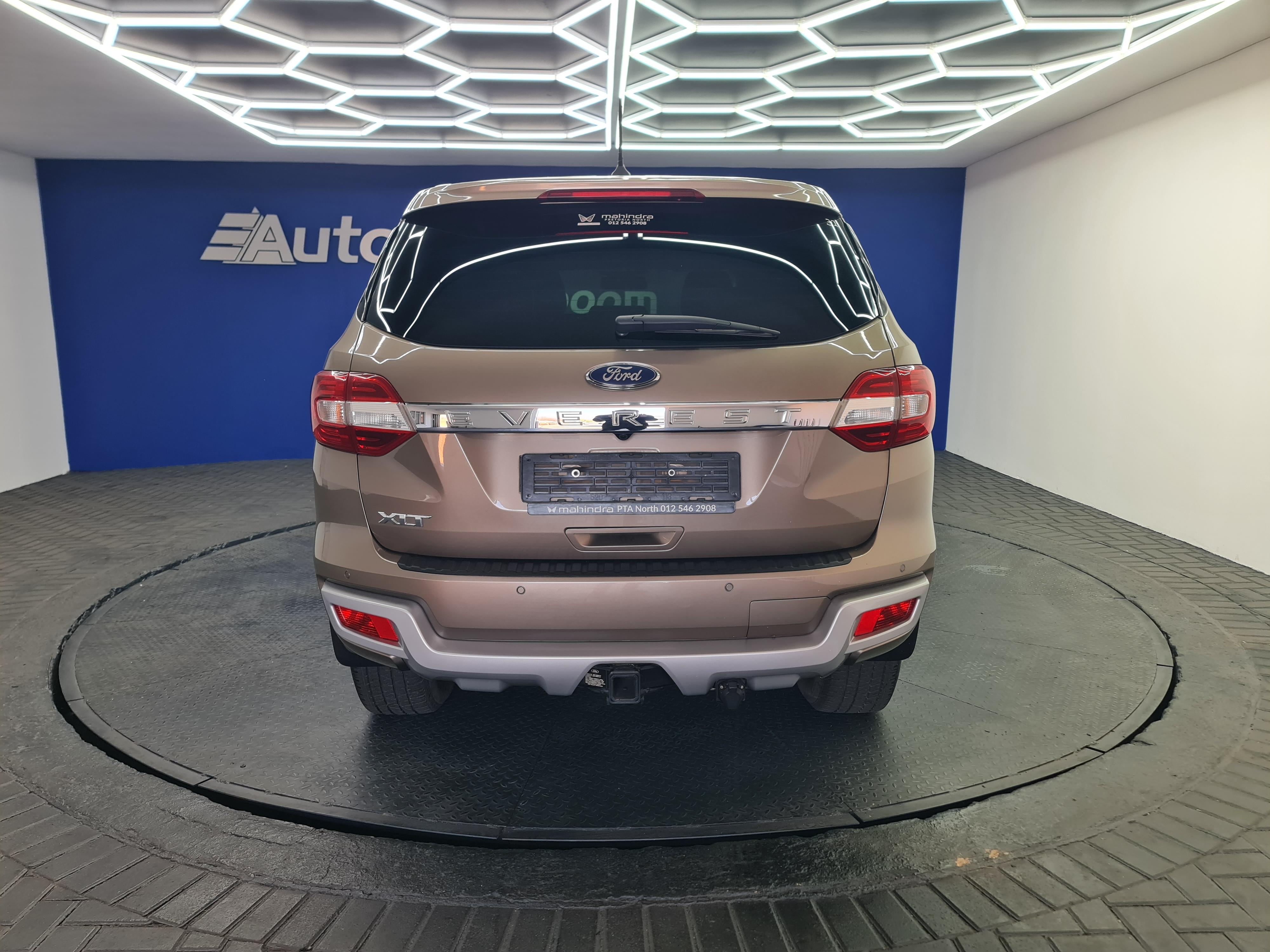 FORD EVEREST 2.0D XLT A/T - 9