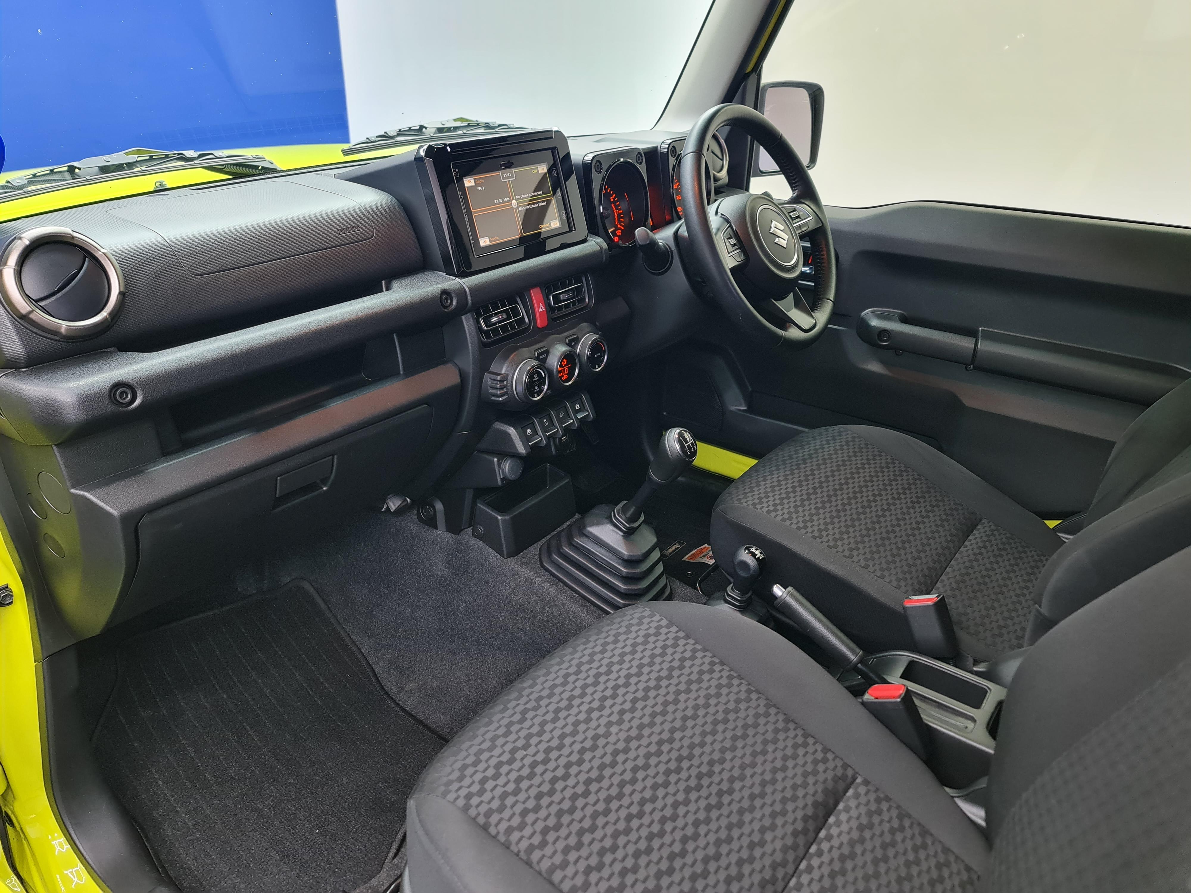 SUZUKI JIMNY 1.5 GLX - 17
