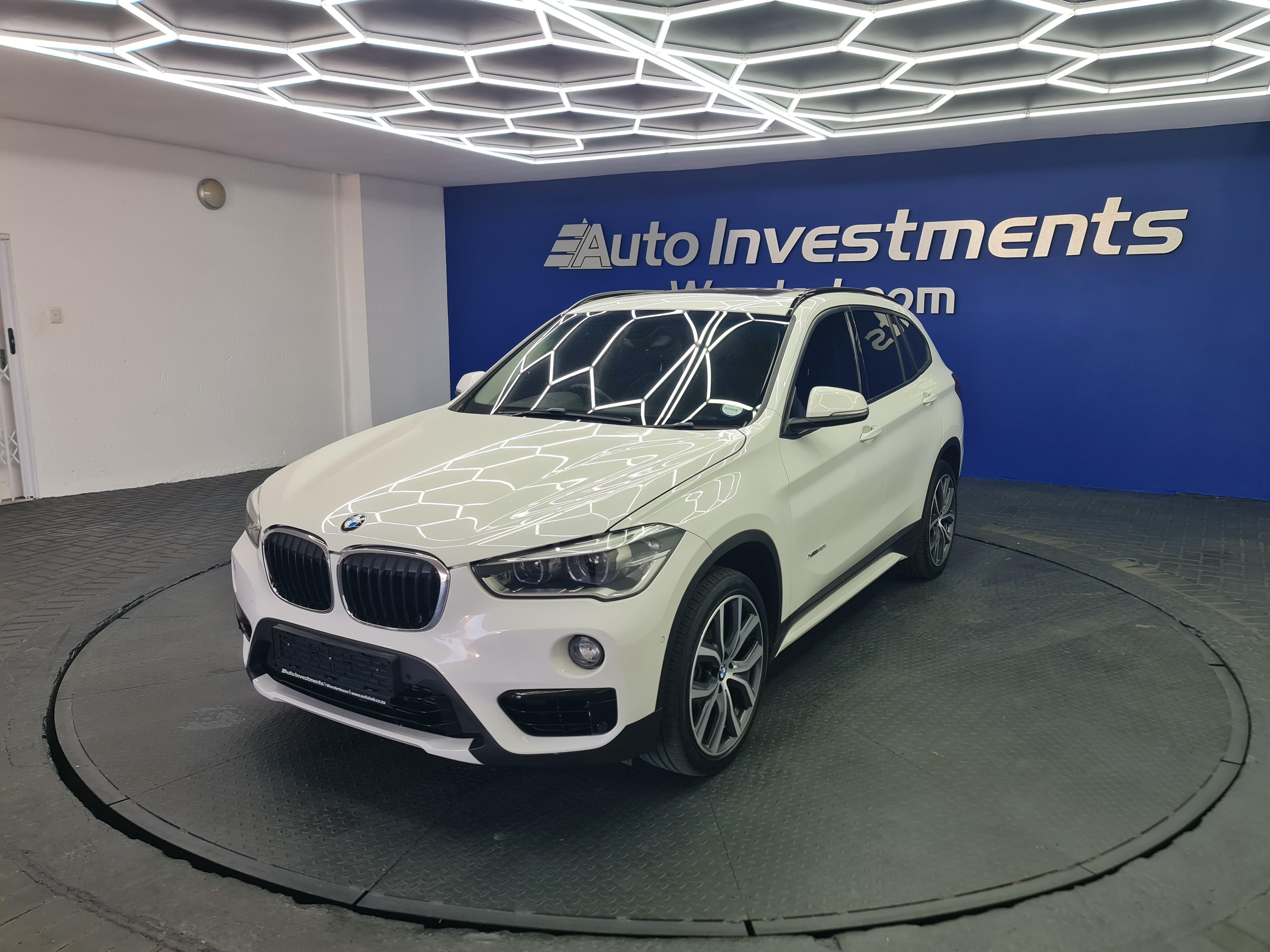 BMW X1 XDRIVE20I A/T (F48) - 5