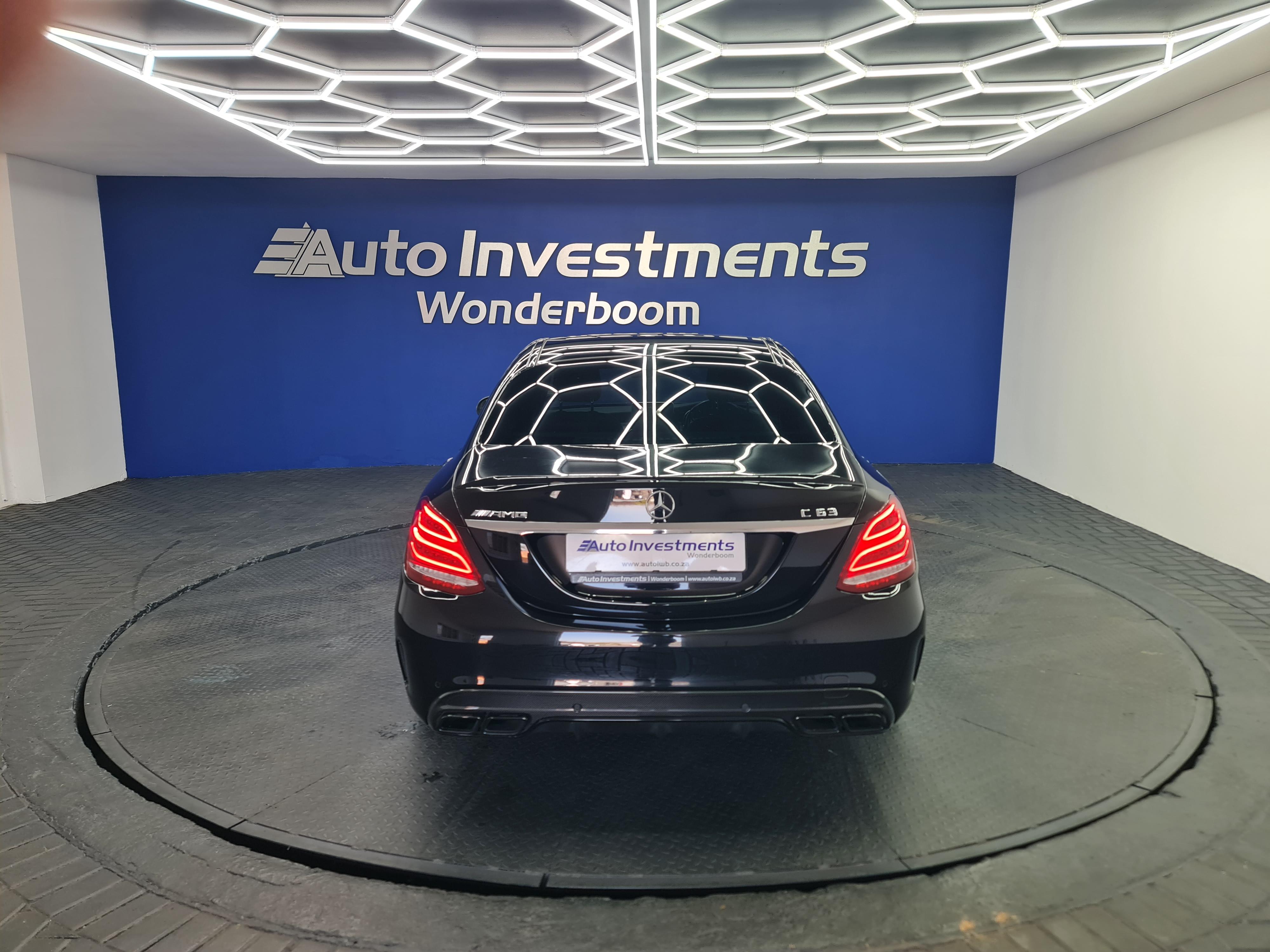 MERCEDES-BENZ C-CLASS C63 AMG - 9