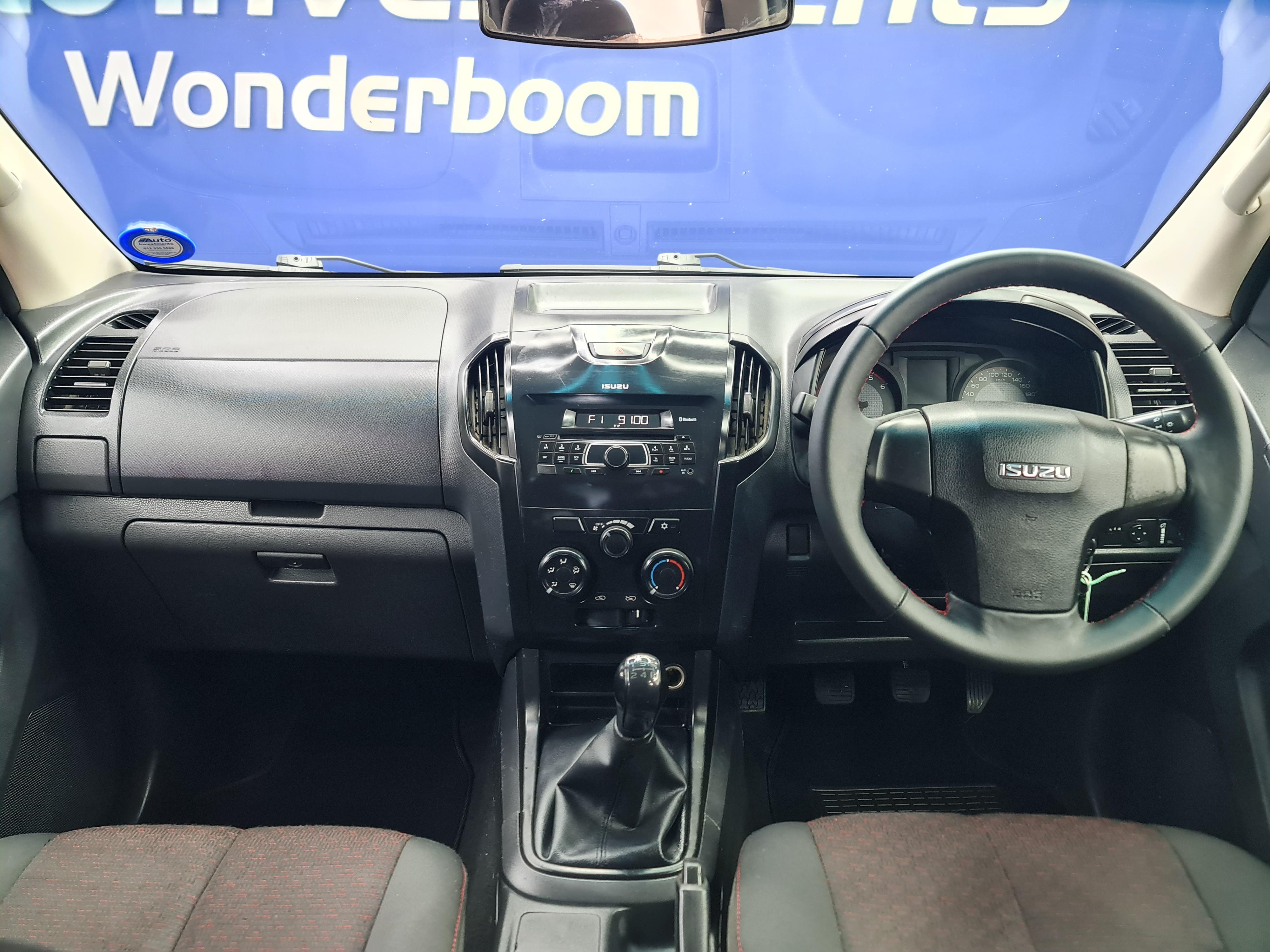 ISUZU D-MAX 250 HO HI-RIDE D/C P/U - 15