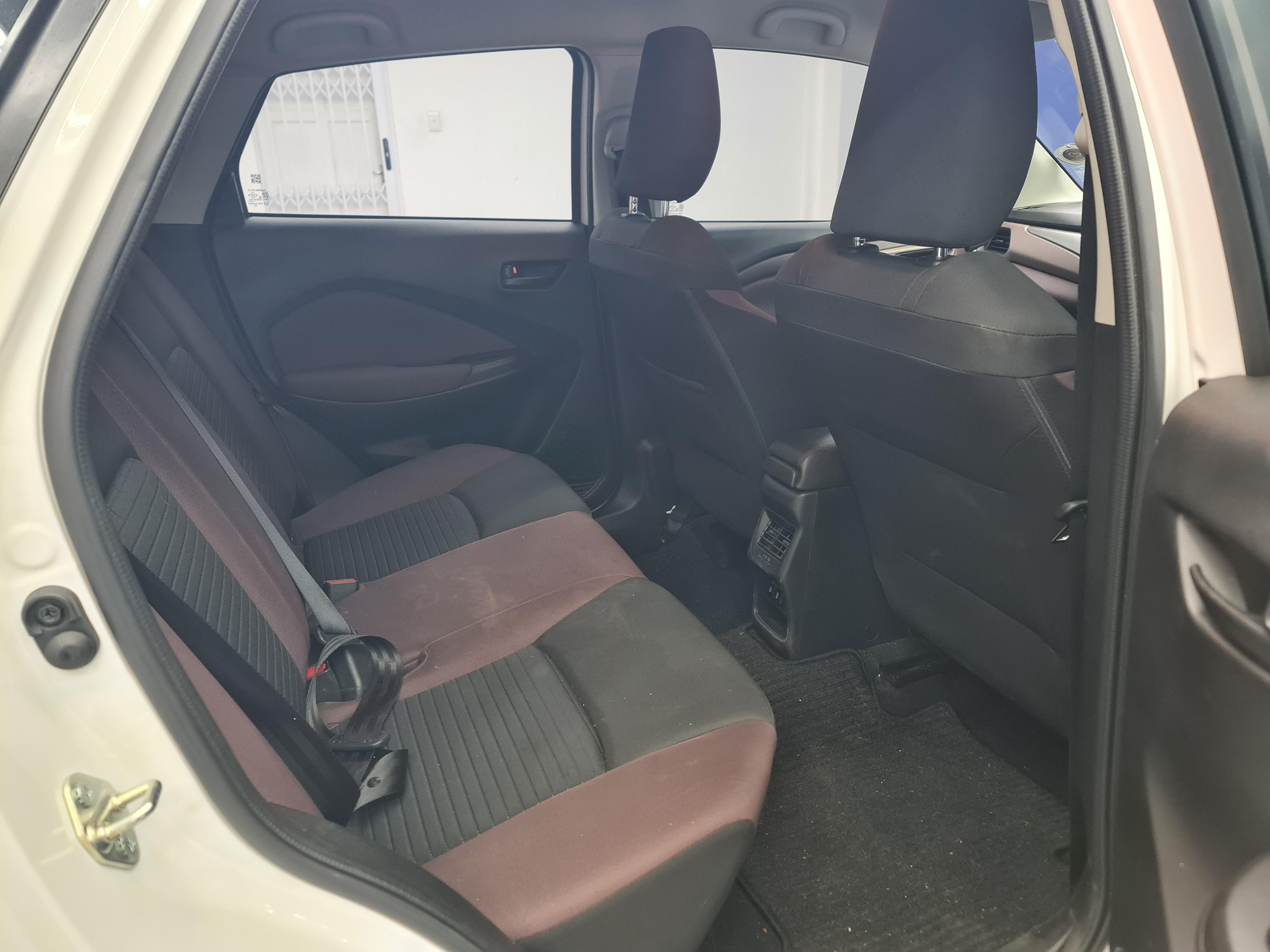 SUZUKI FRONX 1.5 GL A/T - 14