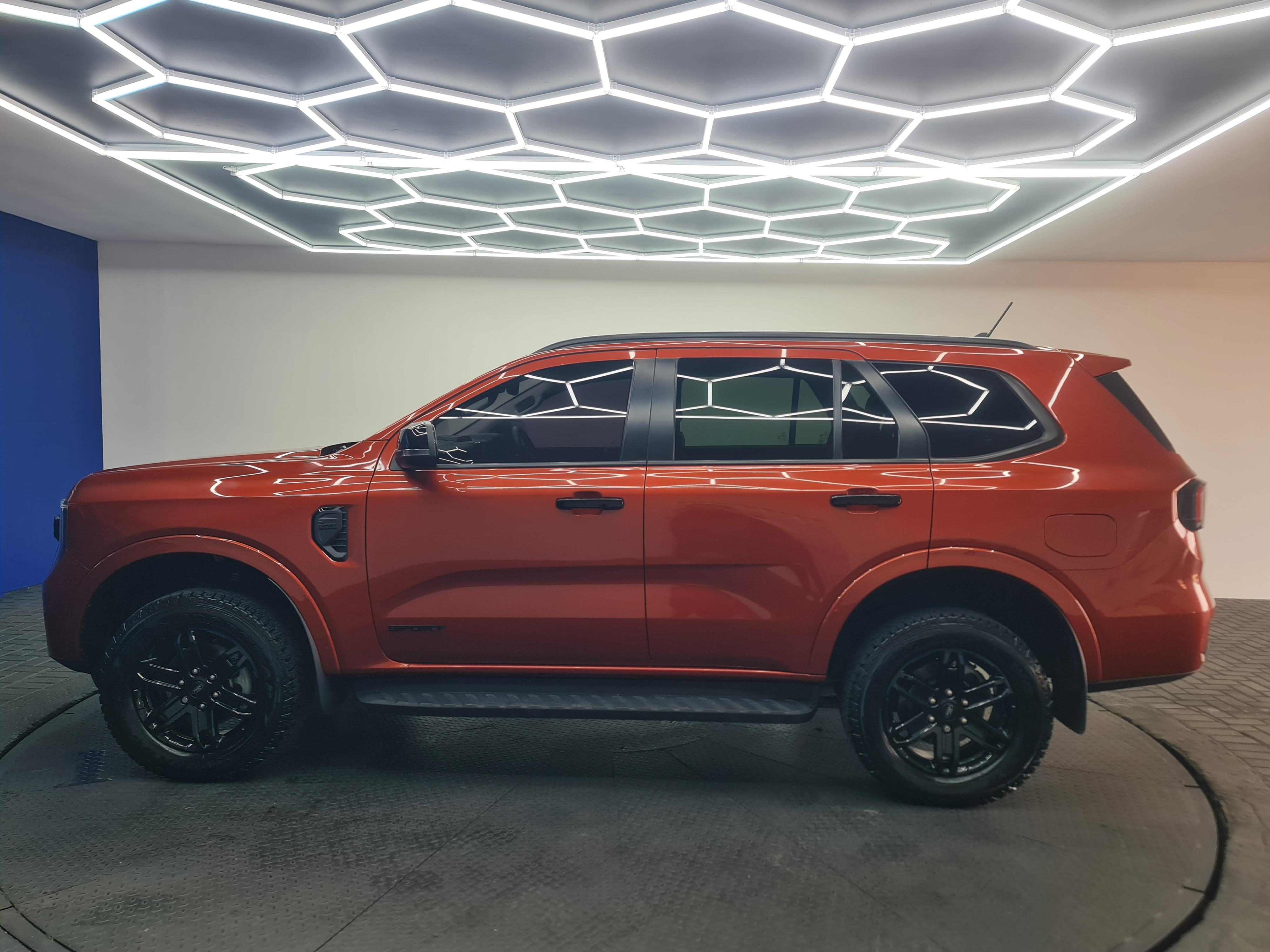 FORD EVEREST 2.0D BI-TURBO SPORT 4X4 A/T - 7