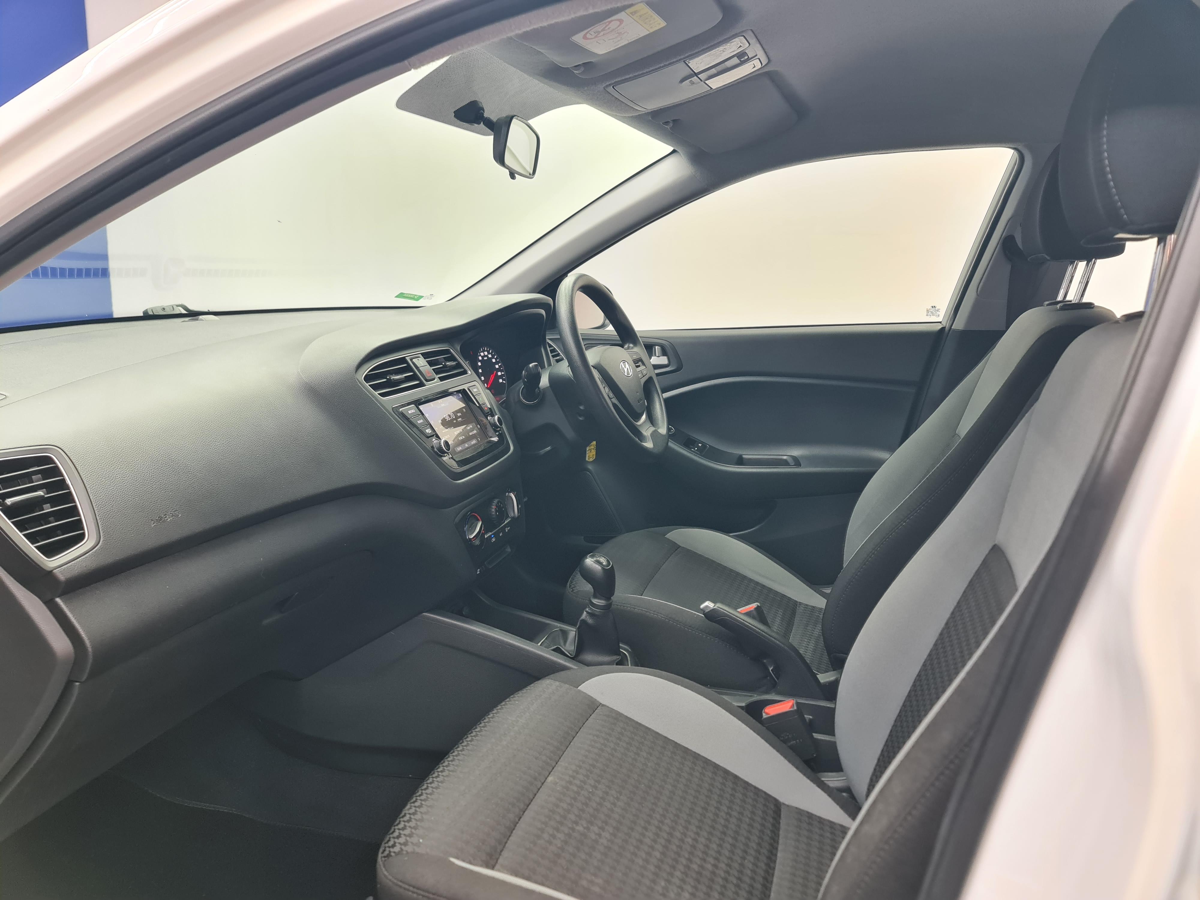 HYUNDAI I20 1.2 MOTION - 15