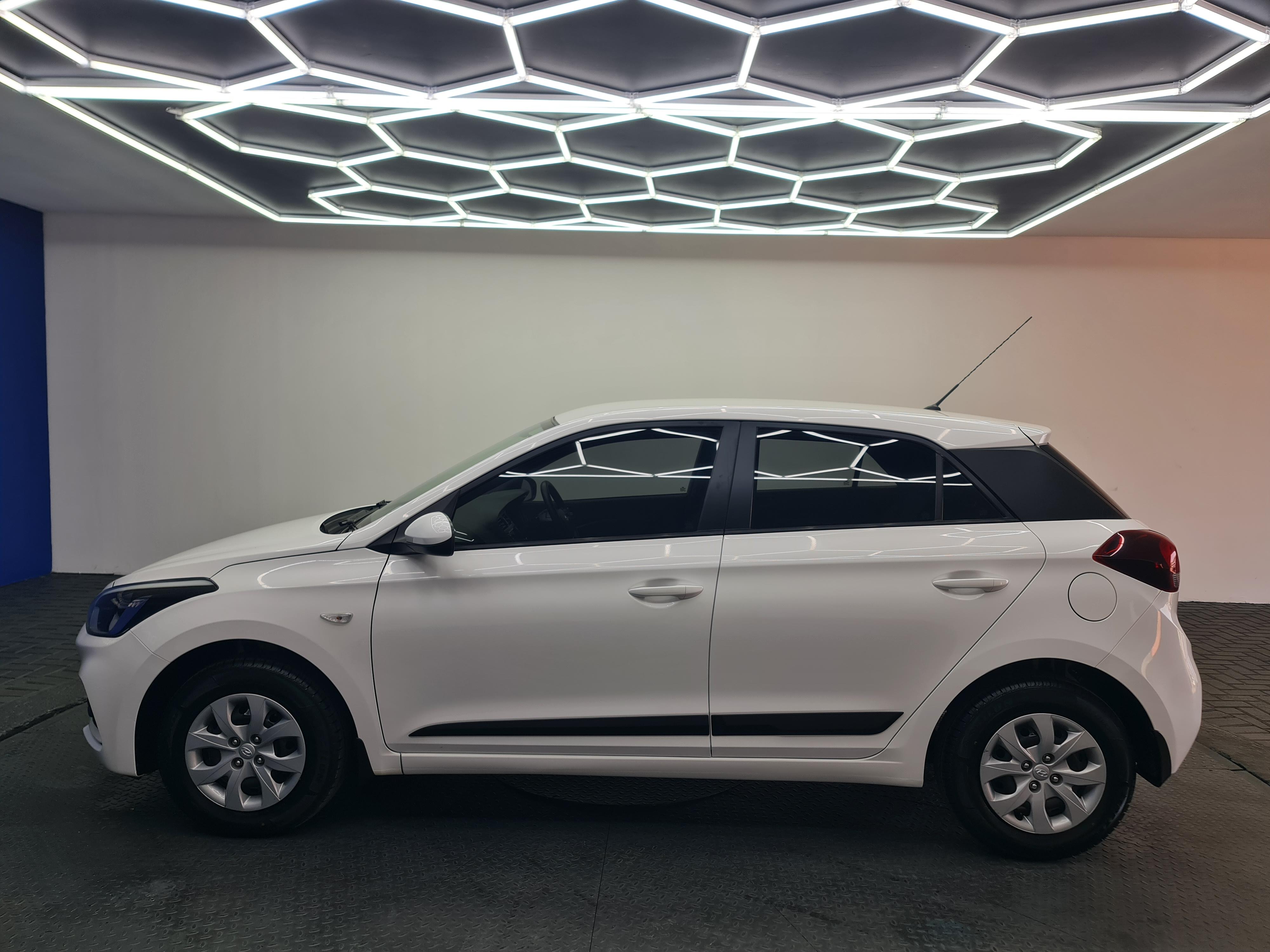HYUNDAI I20 1.2 MOTION - 6