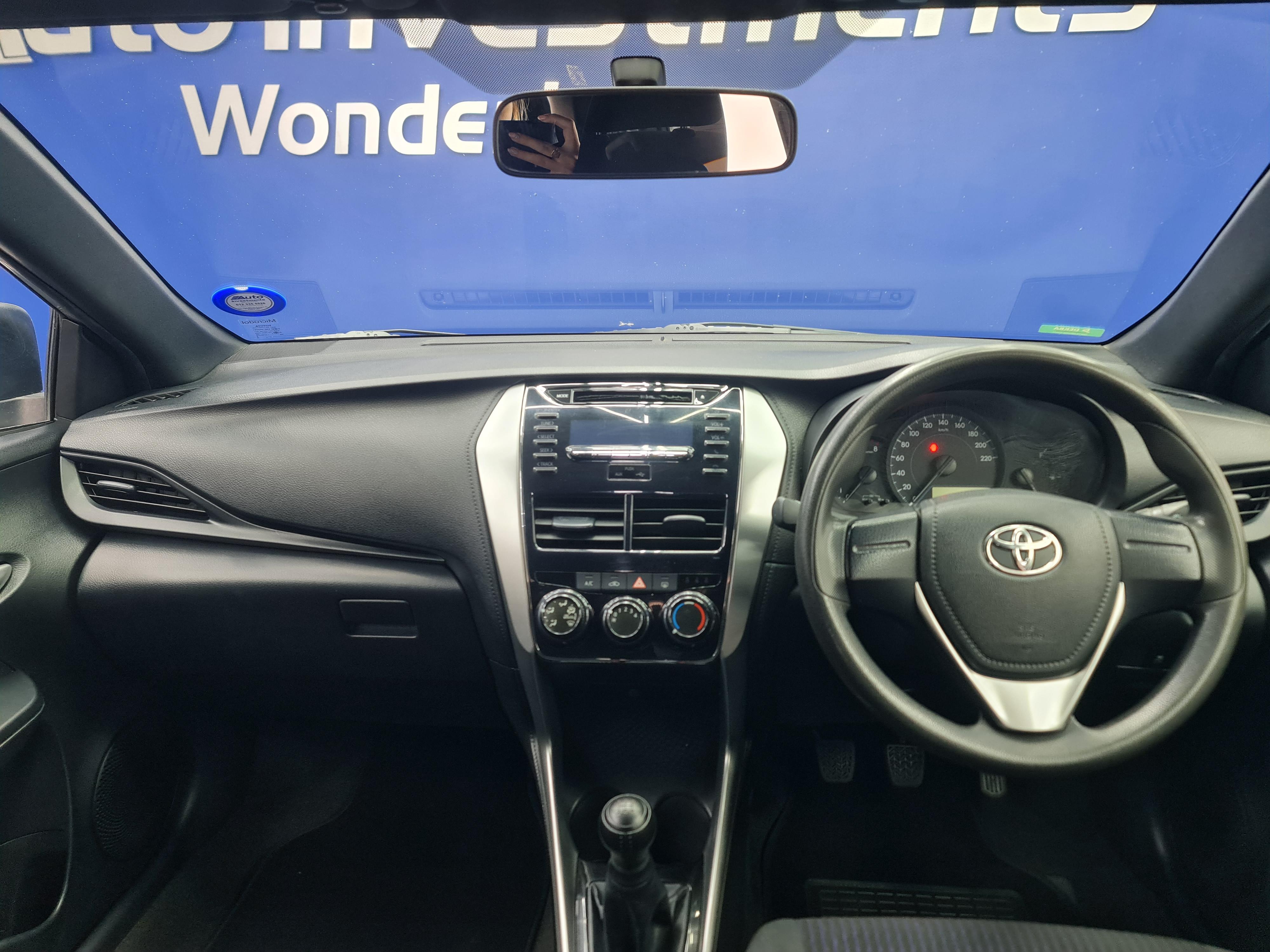 TOYOTA YARIS 1.5 XI 5DR - 15
