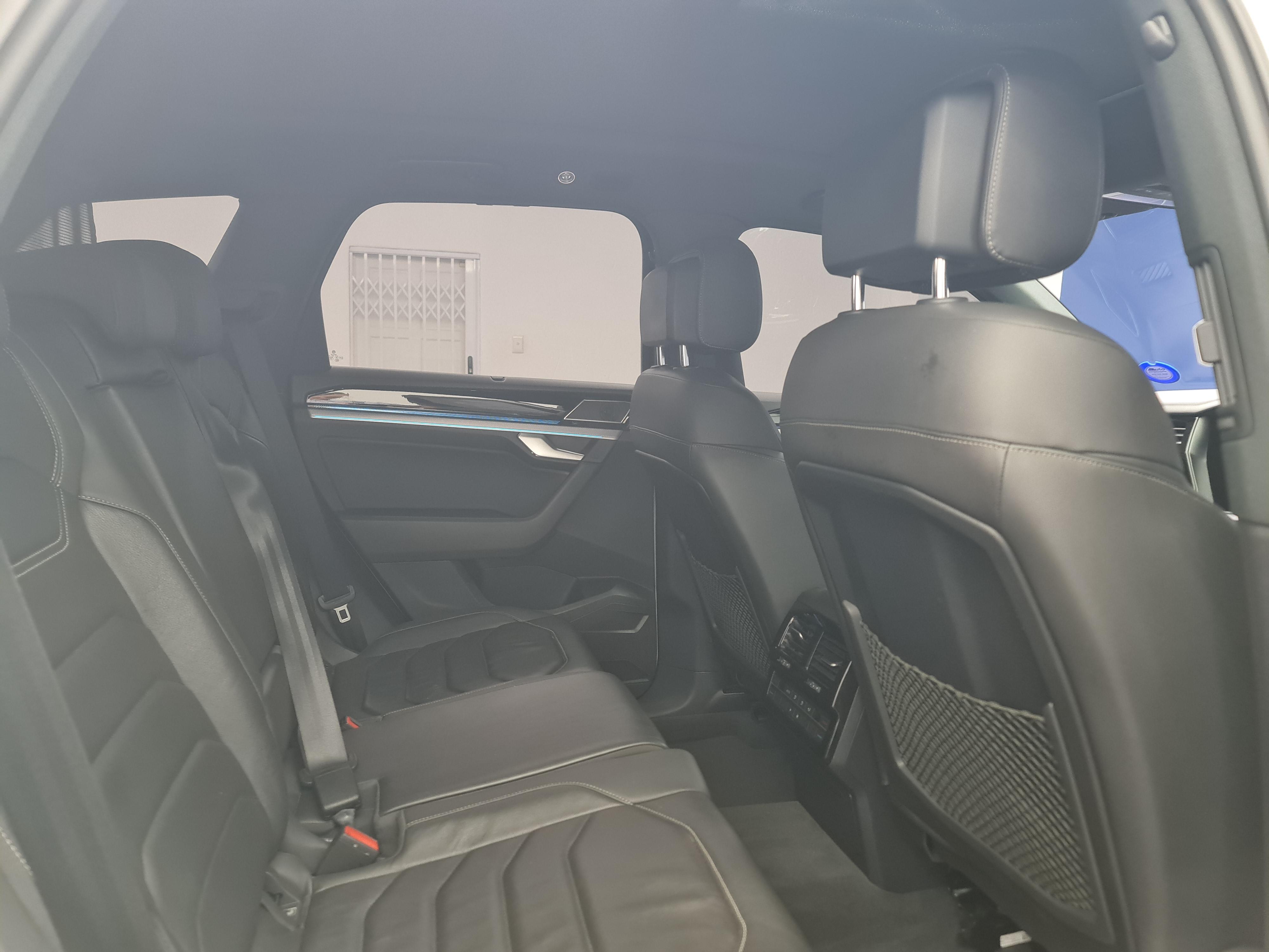 VOLKSWAGEN TOUAREG 3.0 TDI V6 EXECUTIVE - 14