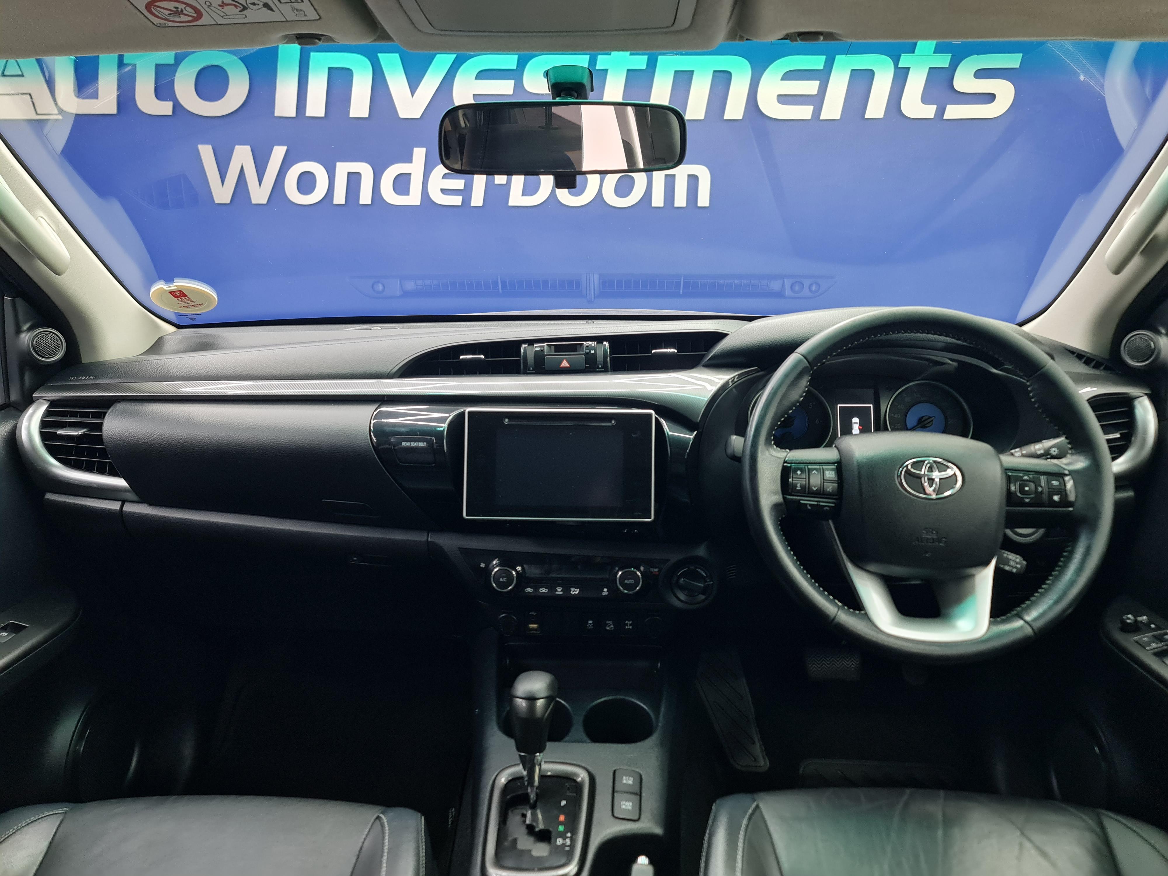 TOYOTA HILUX 2.8 GD-6 RAIDER 4X4 A/T P/U D/C - 15