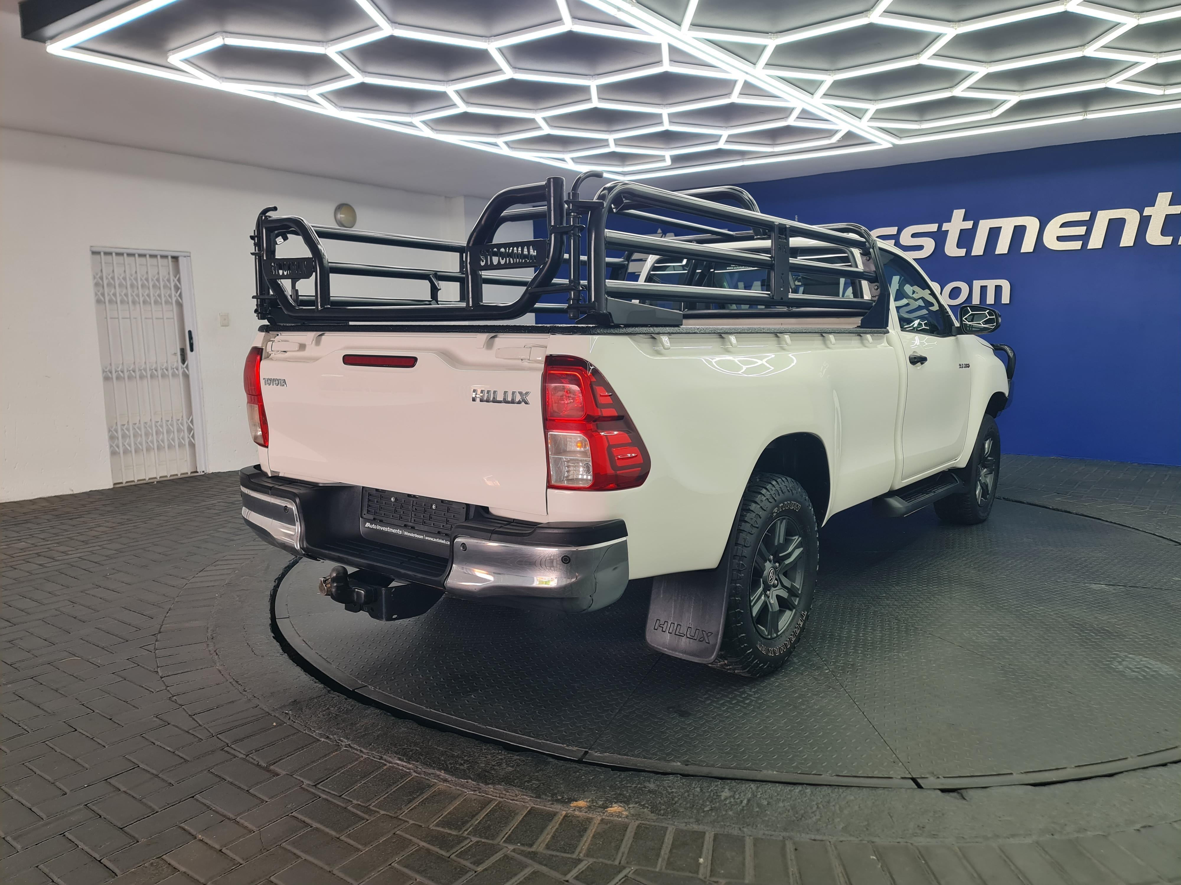 TOYOTA HILUX 2.4 GD-6 RB RAIDER P/U S/C - 10