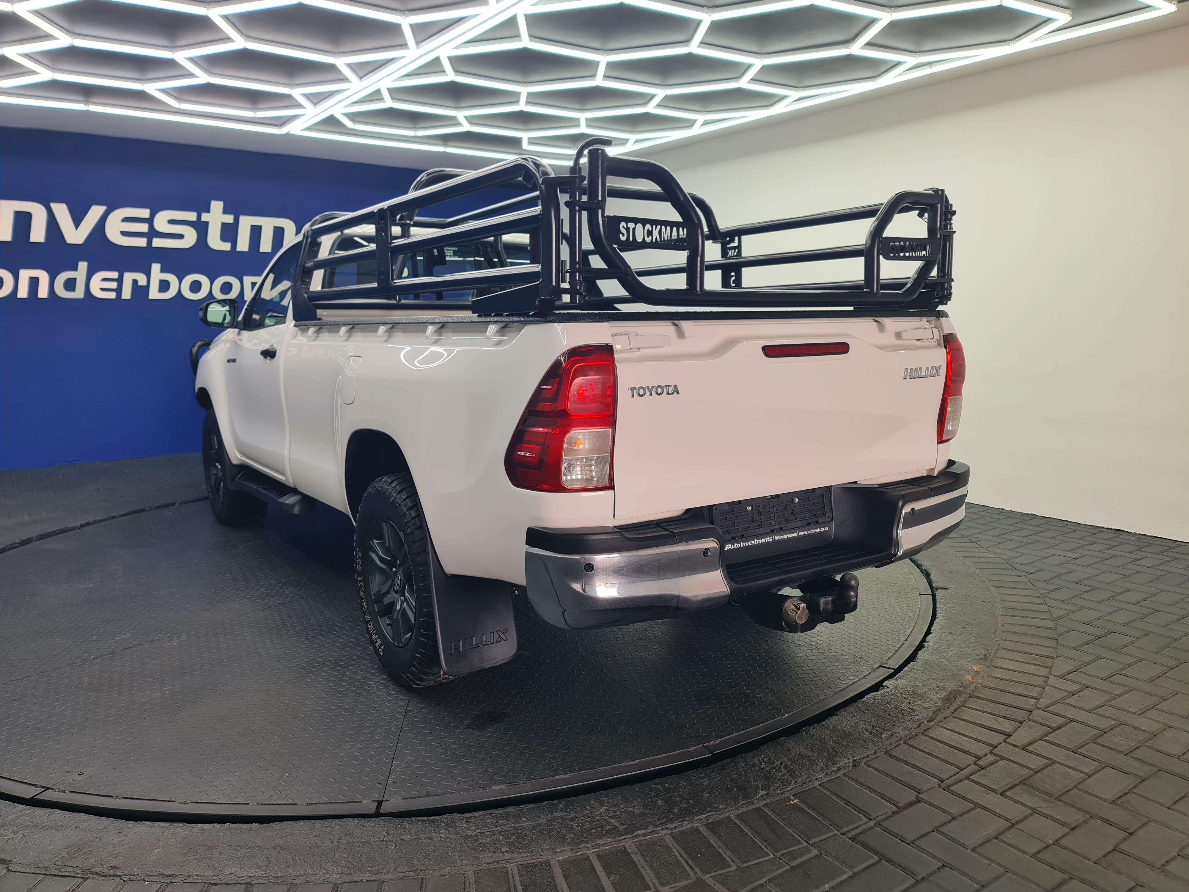 TOYOTA HILUX 2.4 GD-6 RB RAIDER P/U S/C - 8