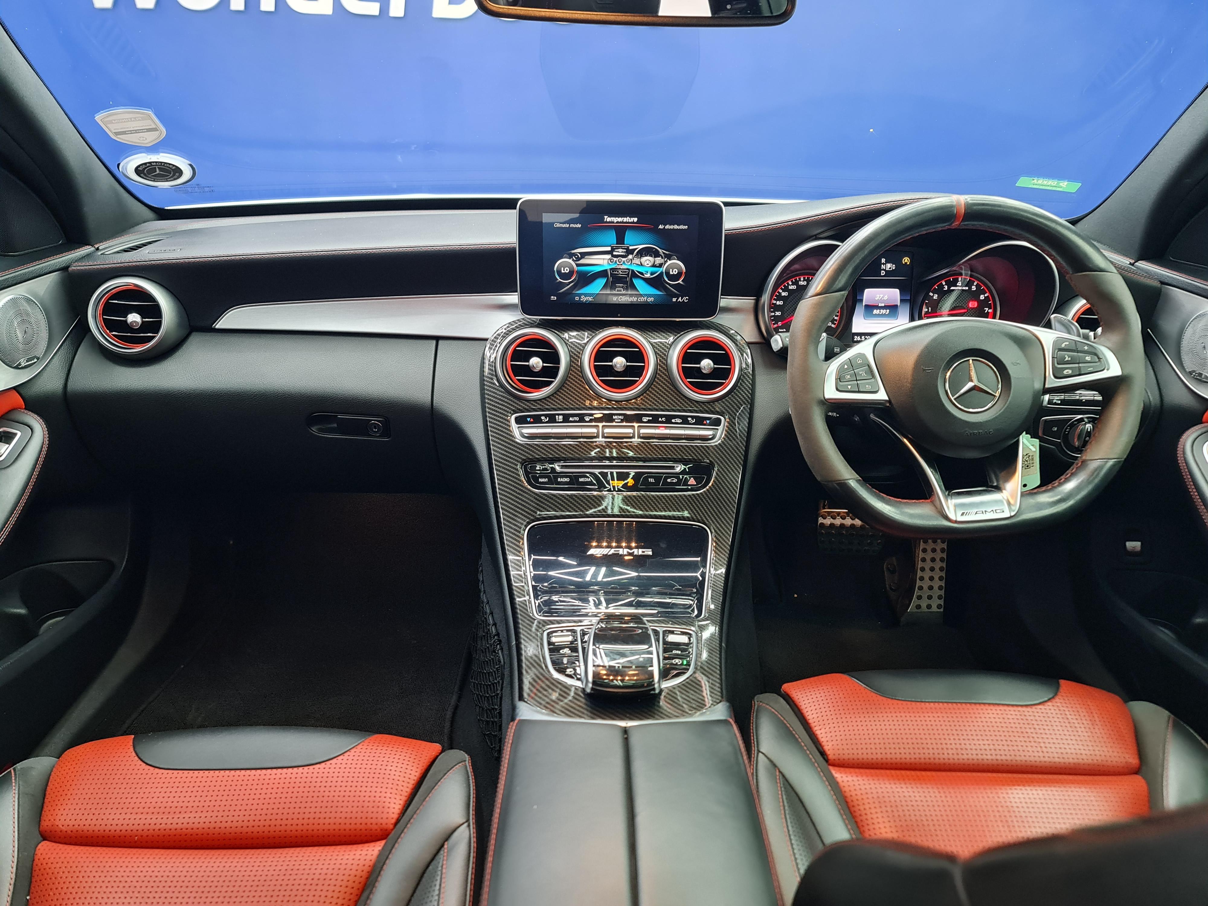 MERCEDES-BENZ C-CLASS C63 AMG S - 15