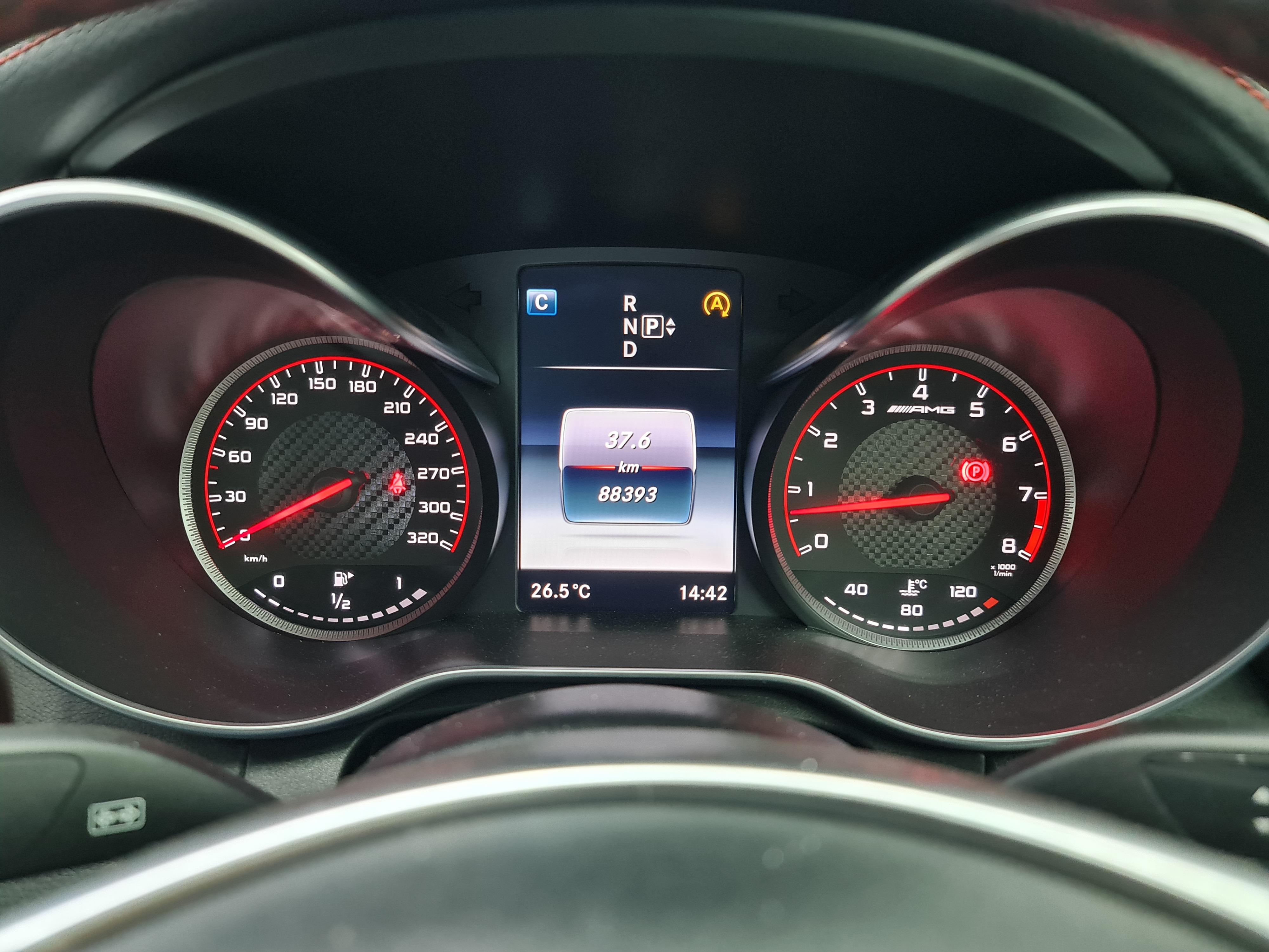 MERCEDES-BENZ C-CLASS C63 AMG S - 12