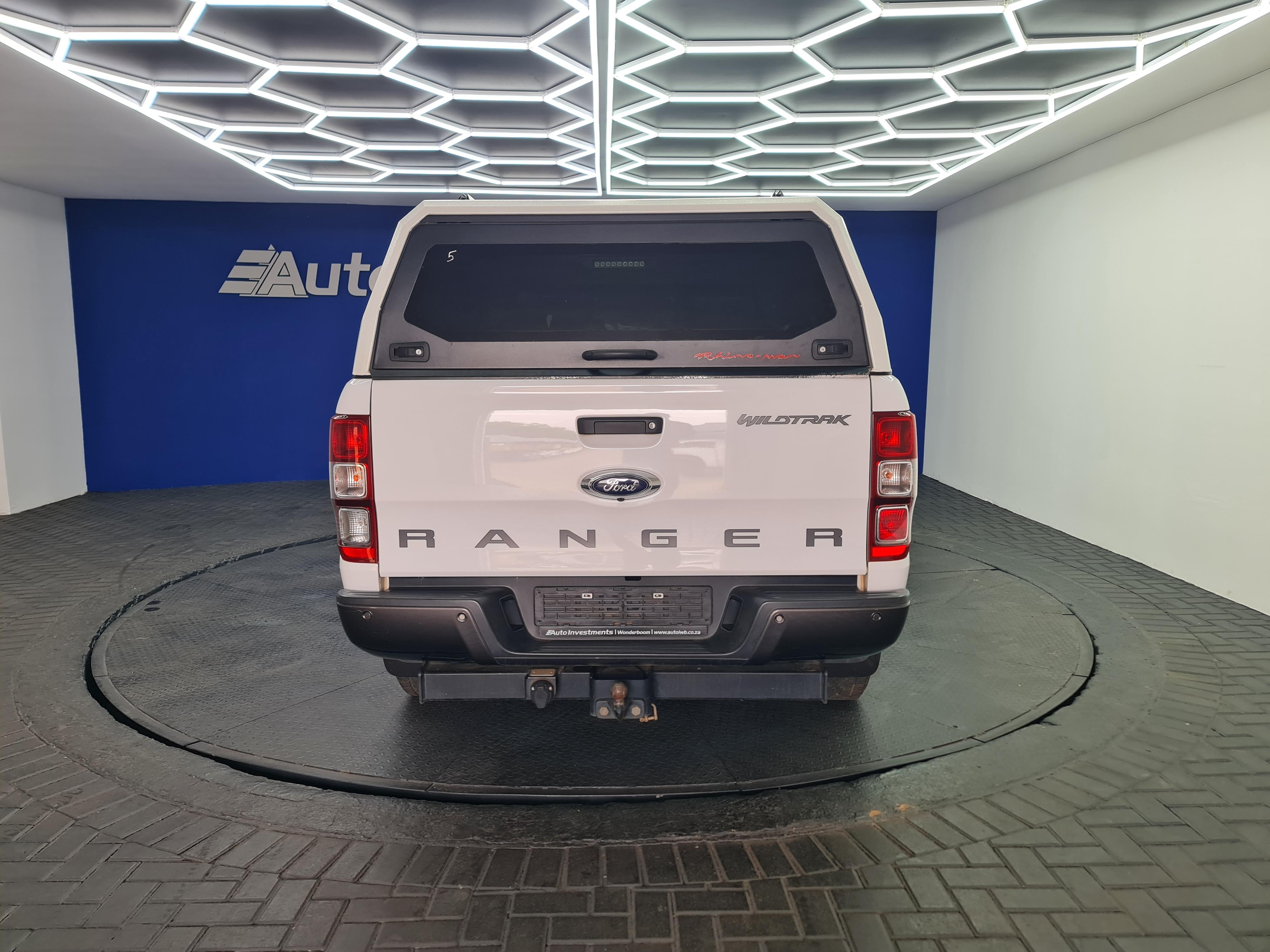 FORD RANGER 3.2TDCI 3.2 WILDTRAK 4X4 A/T P/U D/C - 9