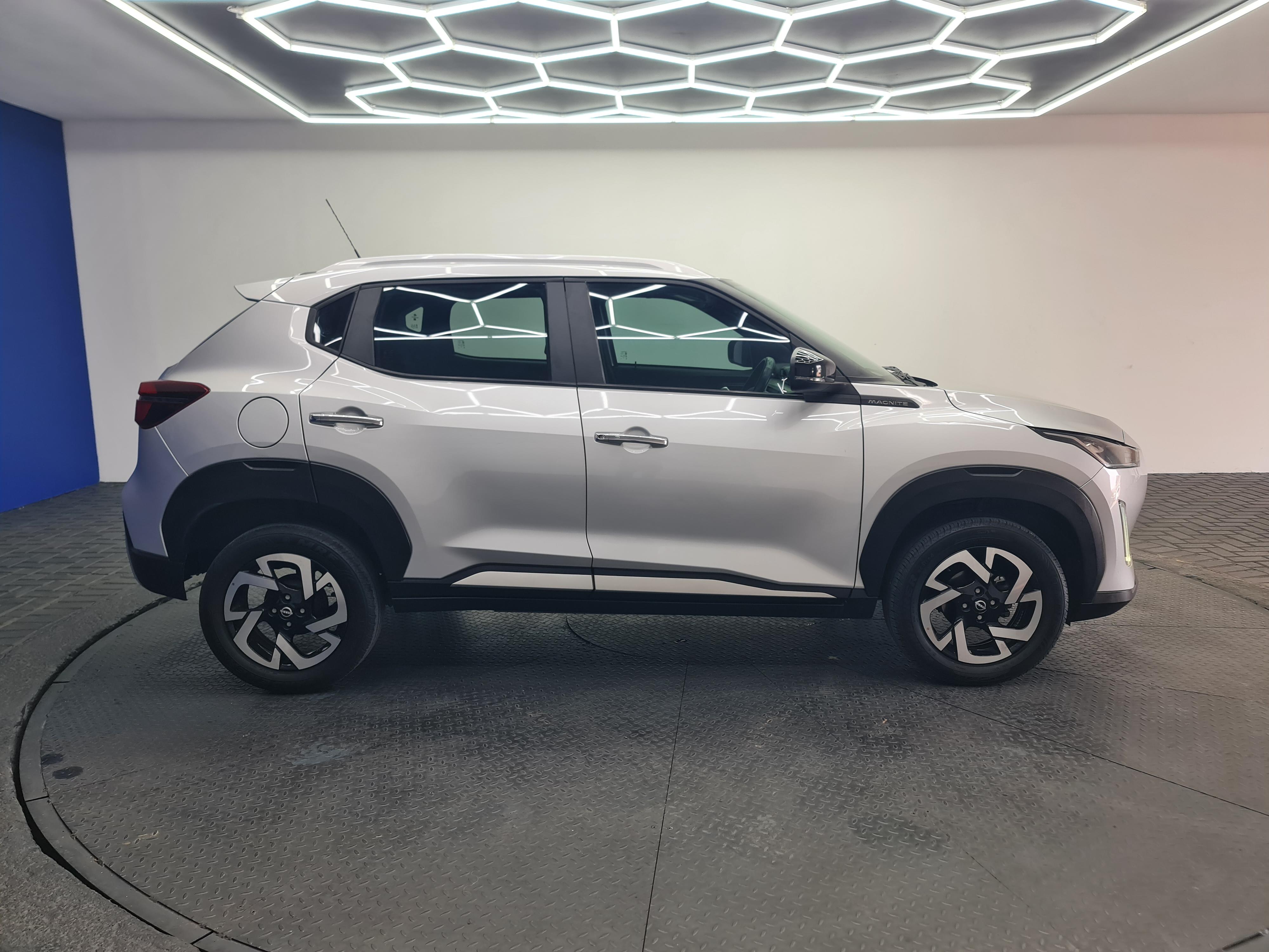 NISSAN MAGNITE 1.0T ACENTA CVT - 6