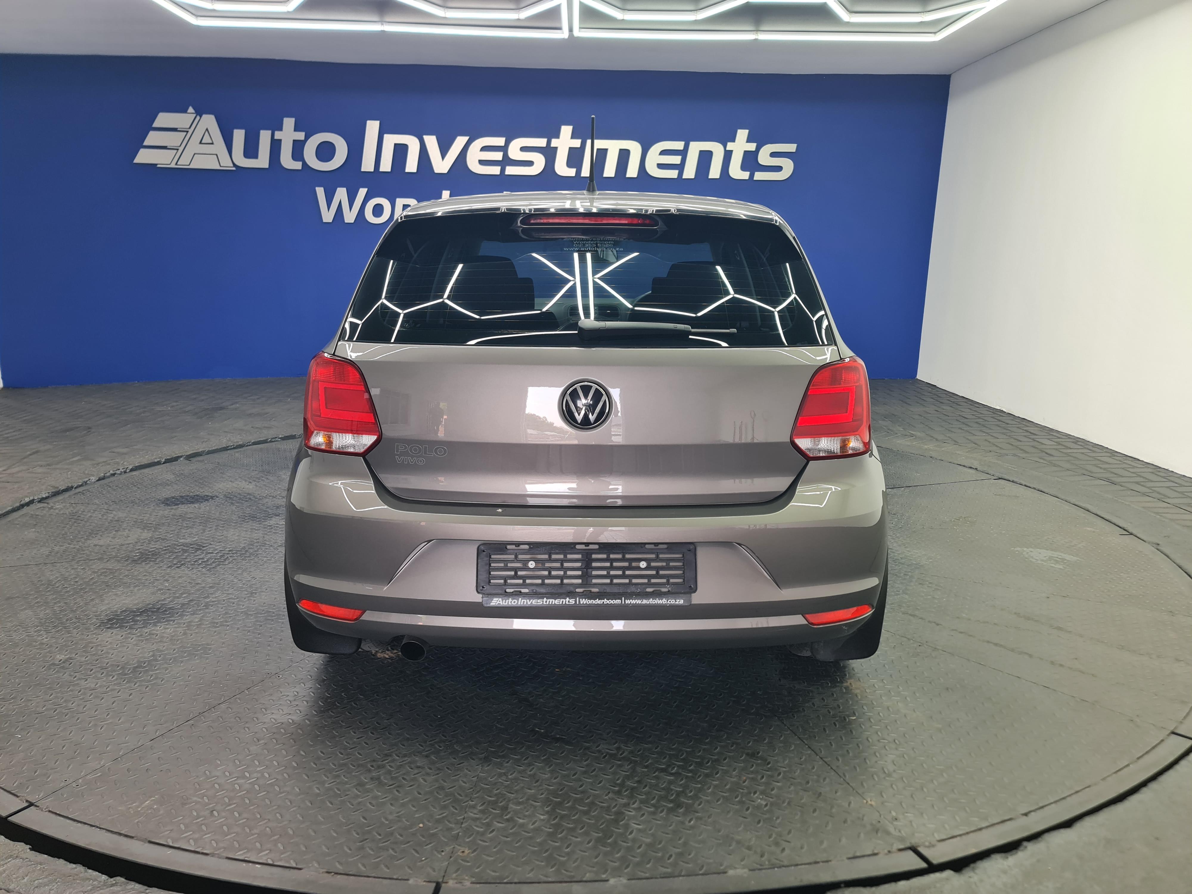 VOLKSWAGEN POLO VIVO 1.4 TRENDLINE (5DR) - 9