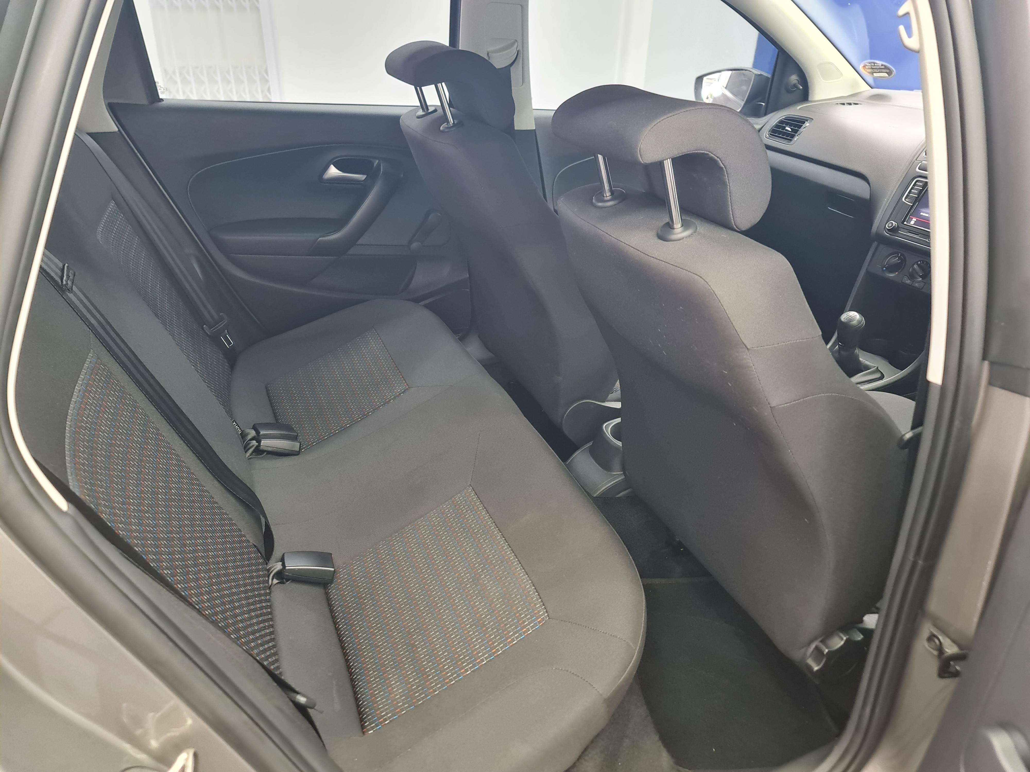 VOLKSWAGEN POLO VIVO 1.4 TRENDLINE (5DR) - 14