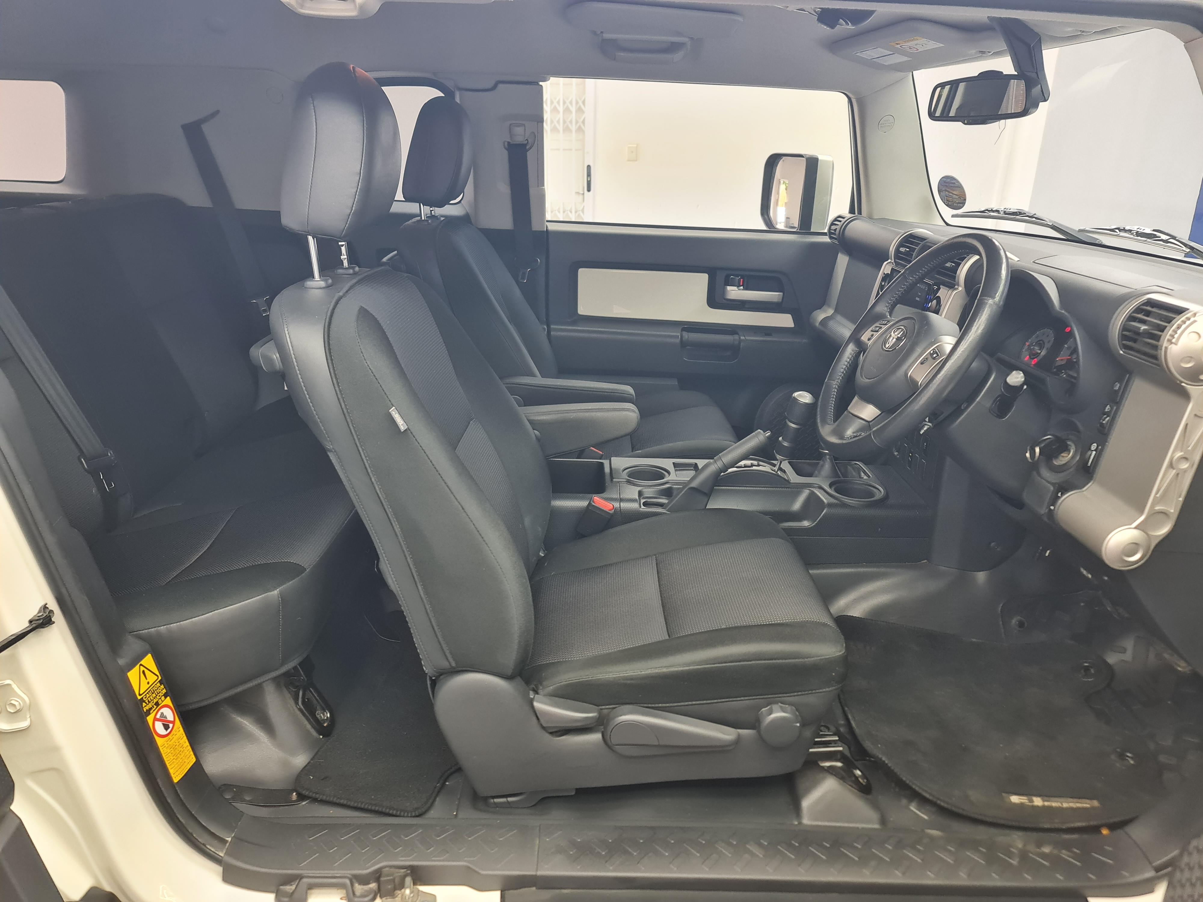 TOYOTA LANDCRUISER L/CRUISER FJ 4.0 V6 CRUISER - 15