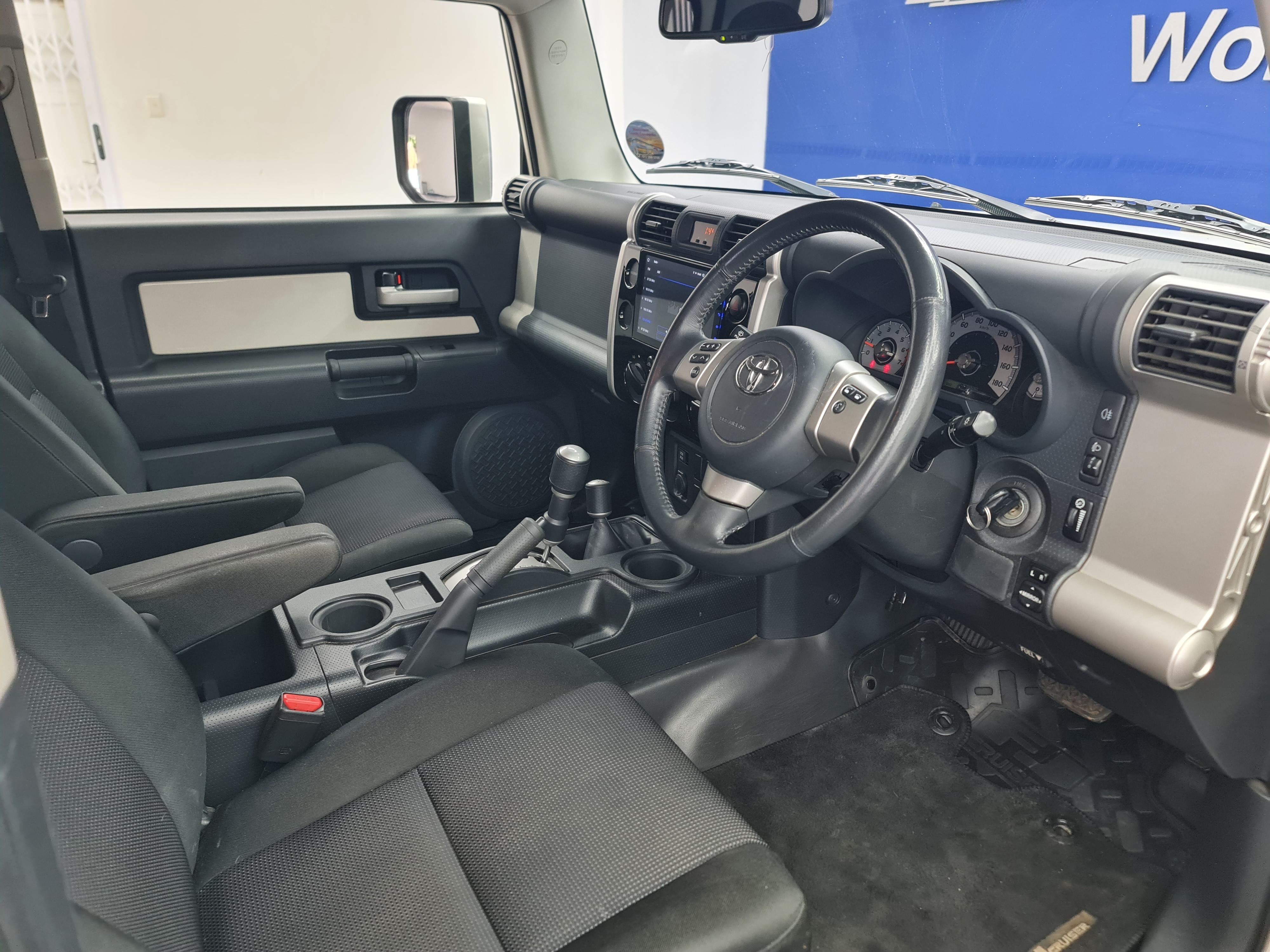 TOYOTA LANDCRUISER L/CRUISER FJ 4.0 V6 CRUISER - 11