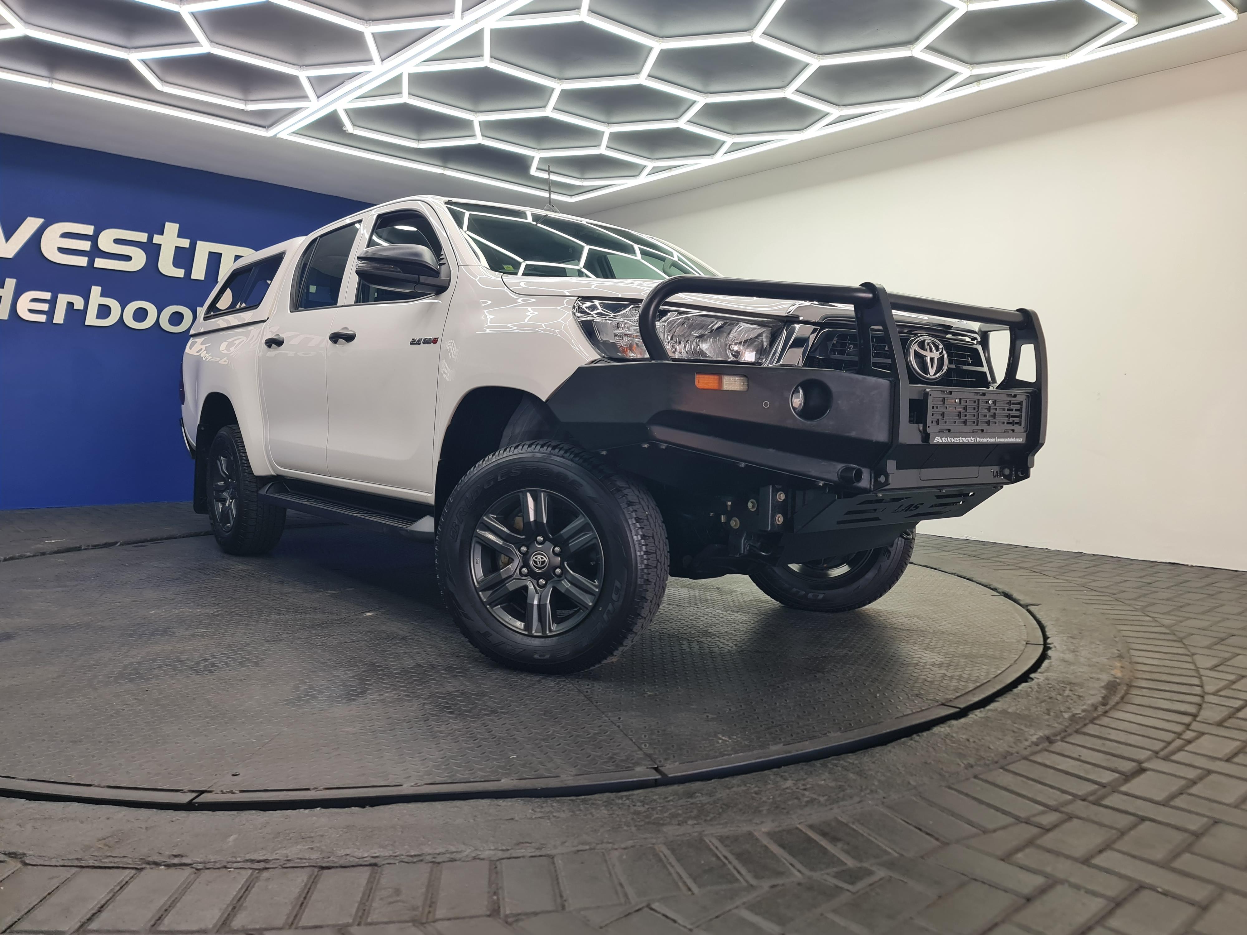 TOYOTA HILUX 2.4 GD-6 RAIDER 4X4 P/U D/C - 1