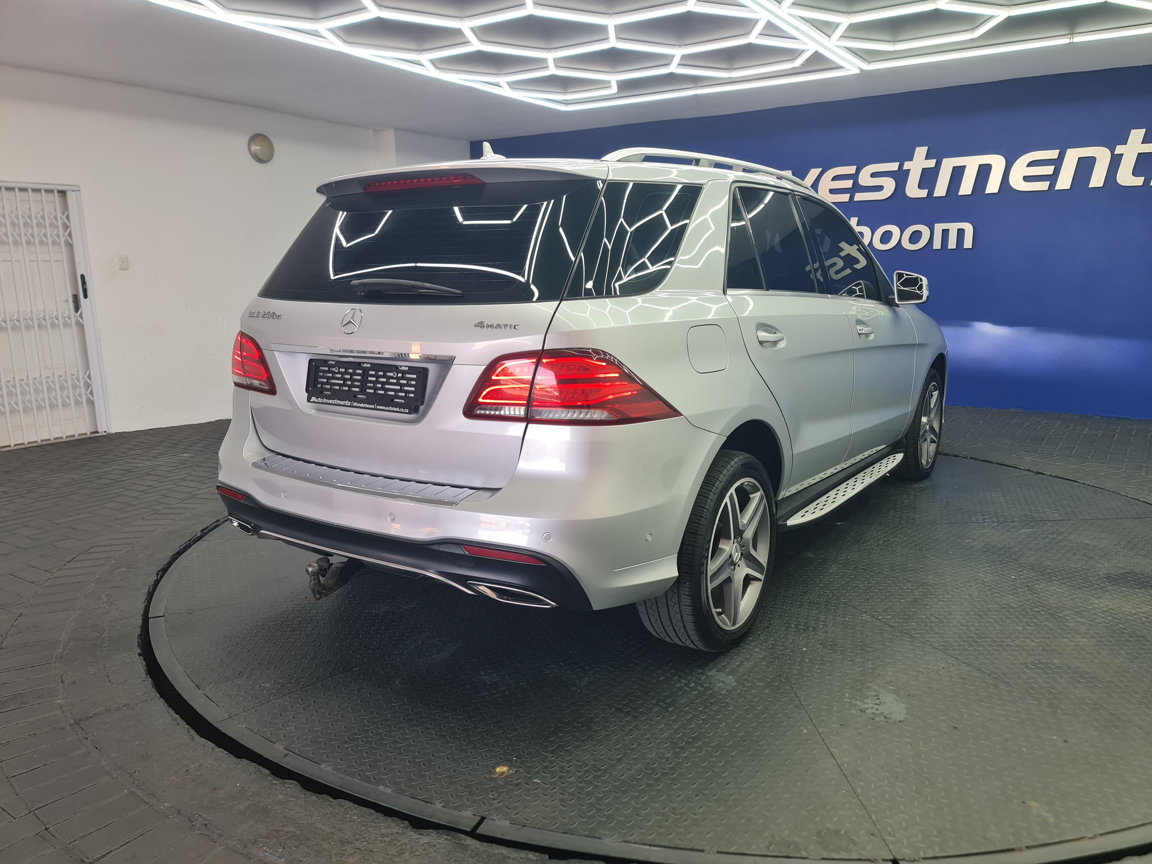 MERCEDES-BENZ GLE 250D 4MATIC - 10