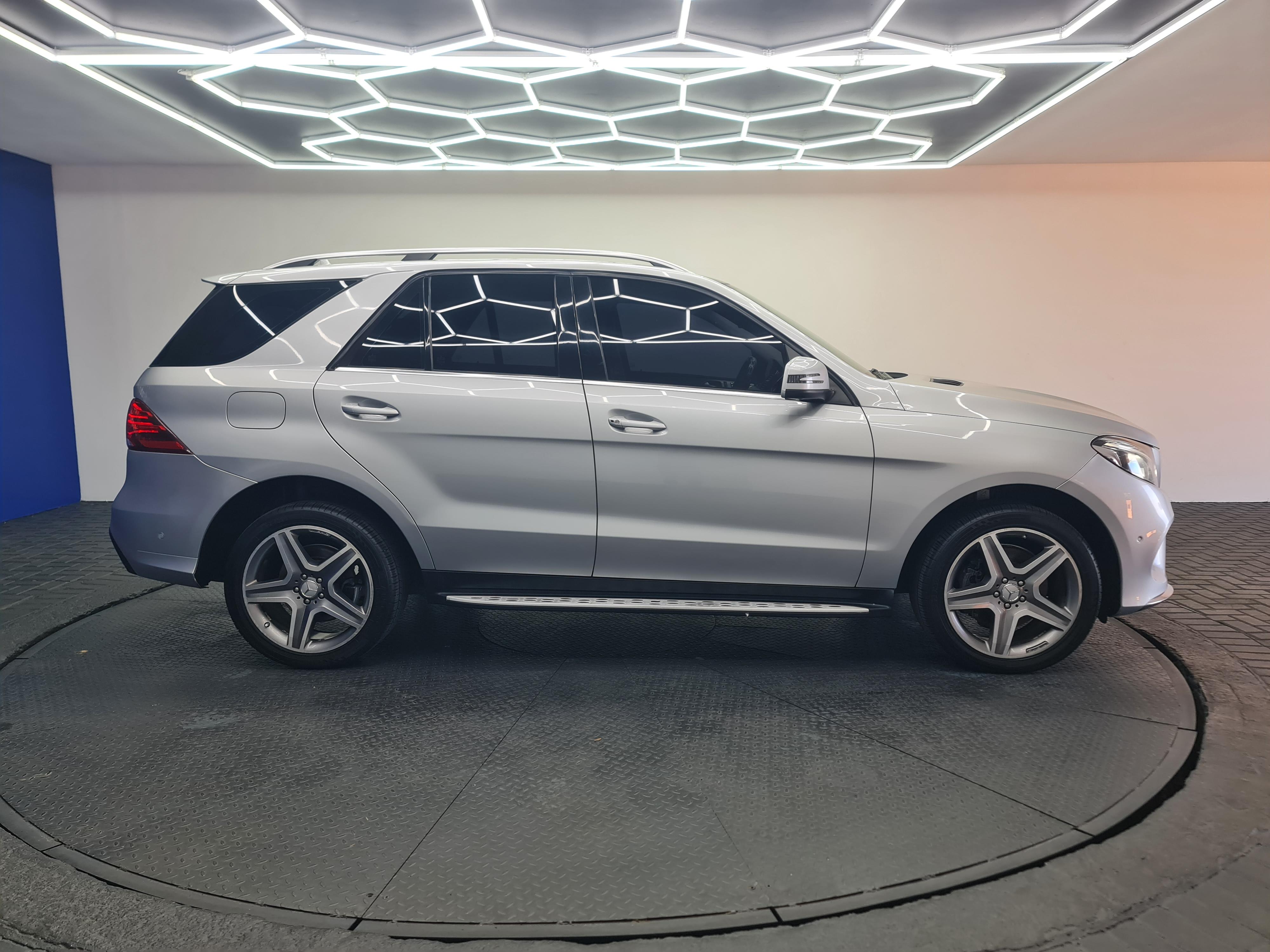 MERCEDES-BENZ GLE 250D 4MATIC - 6