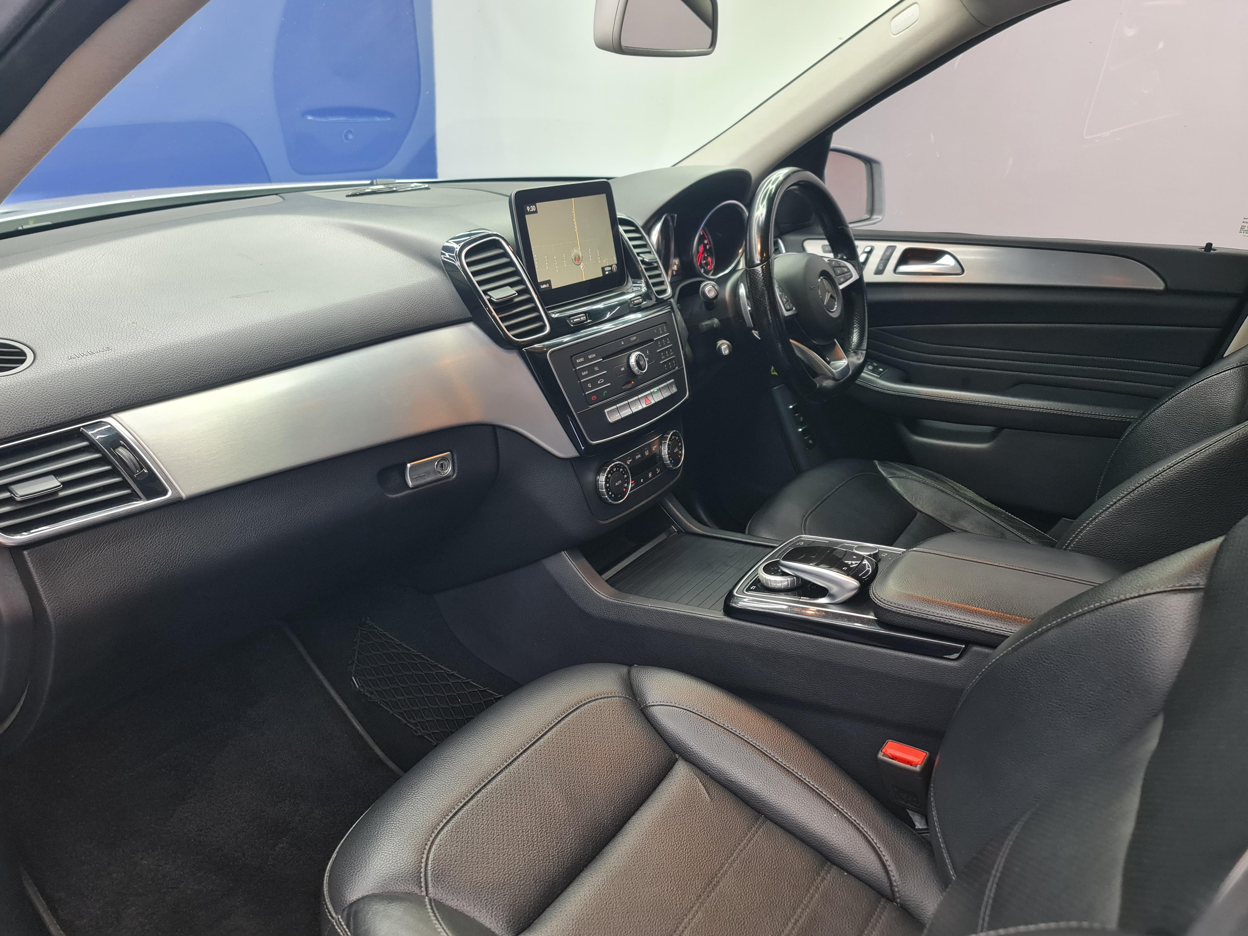 MERCEDES-BENZ GLE 250D 4MATIC - 17