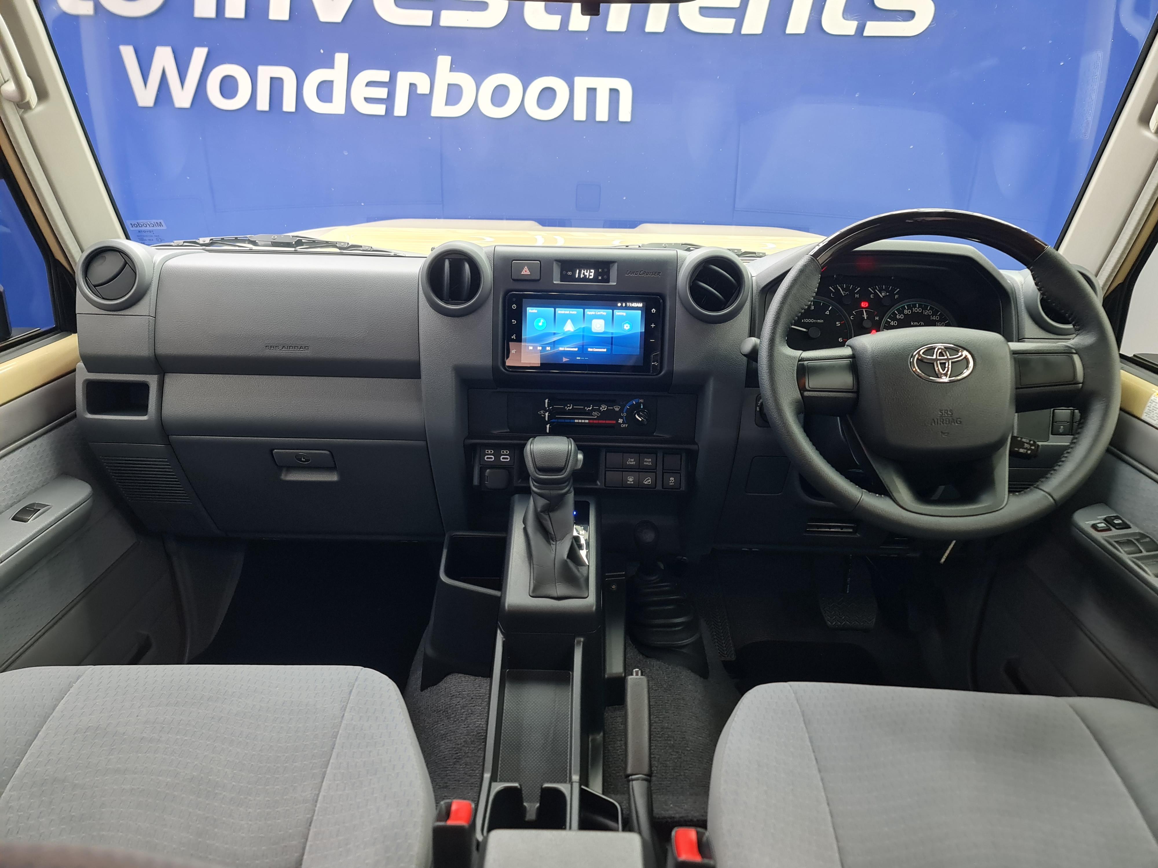 TOYOTA LANDCRUISER 70 LANDCRUISER 76 2.8 GD-6 S/W A/T - 15