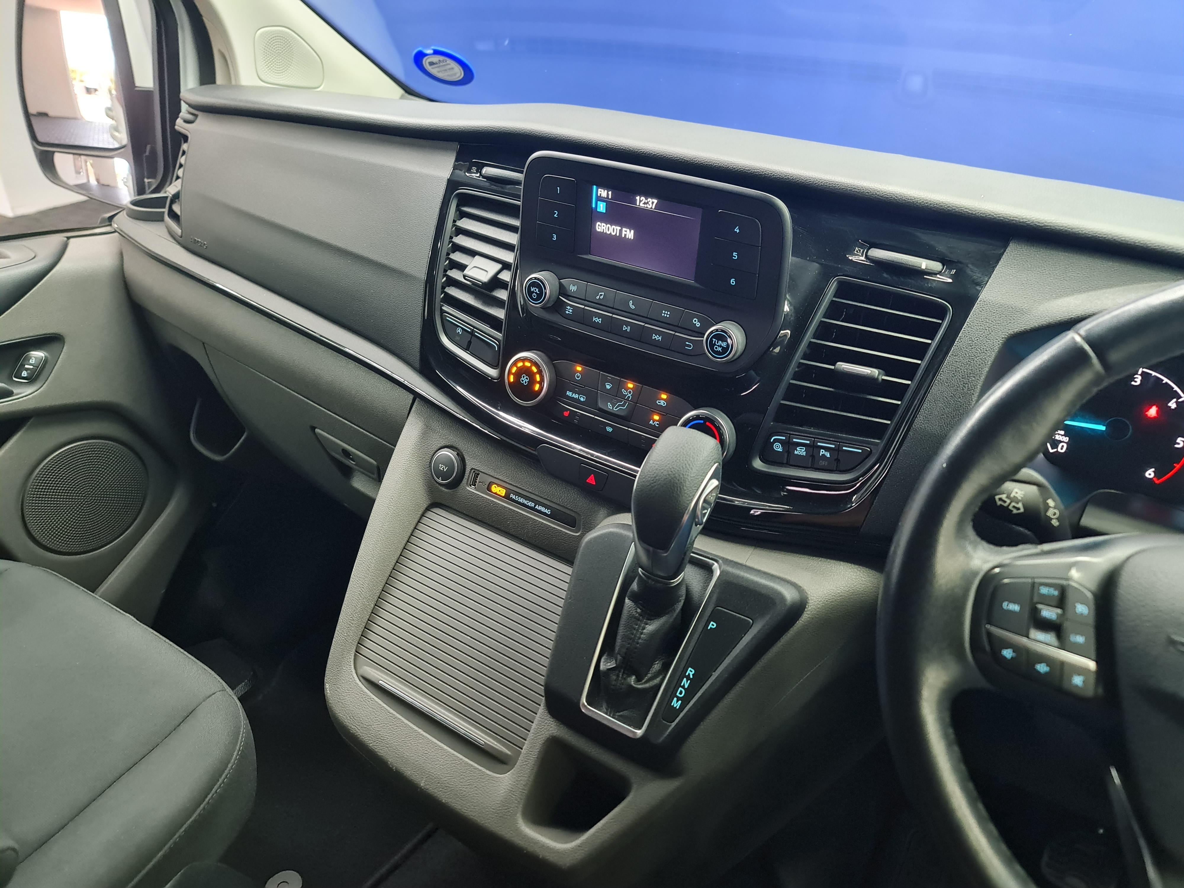 FORD TOURNEO CUSTOM 2.0TDCI TREND A/T (96KW)