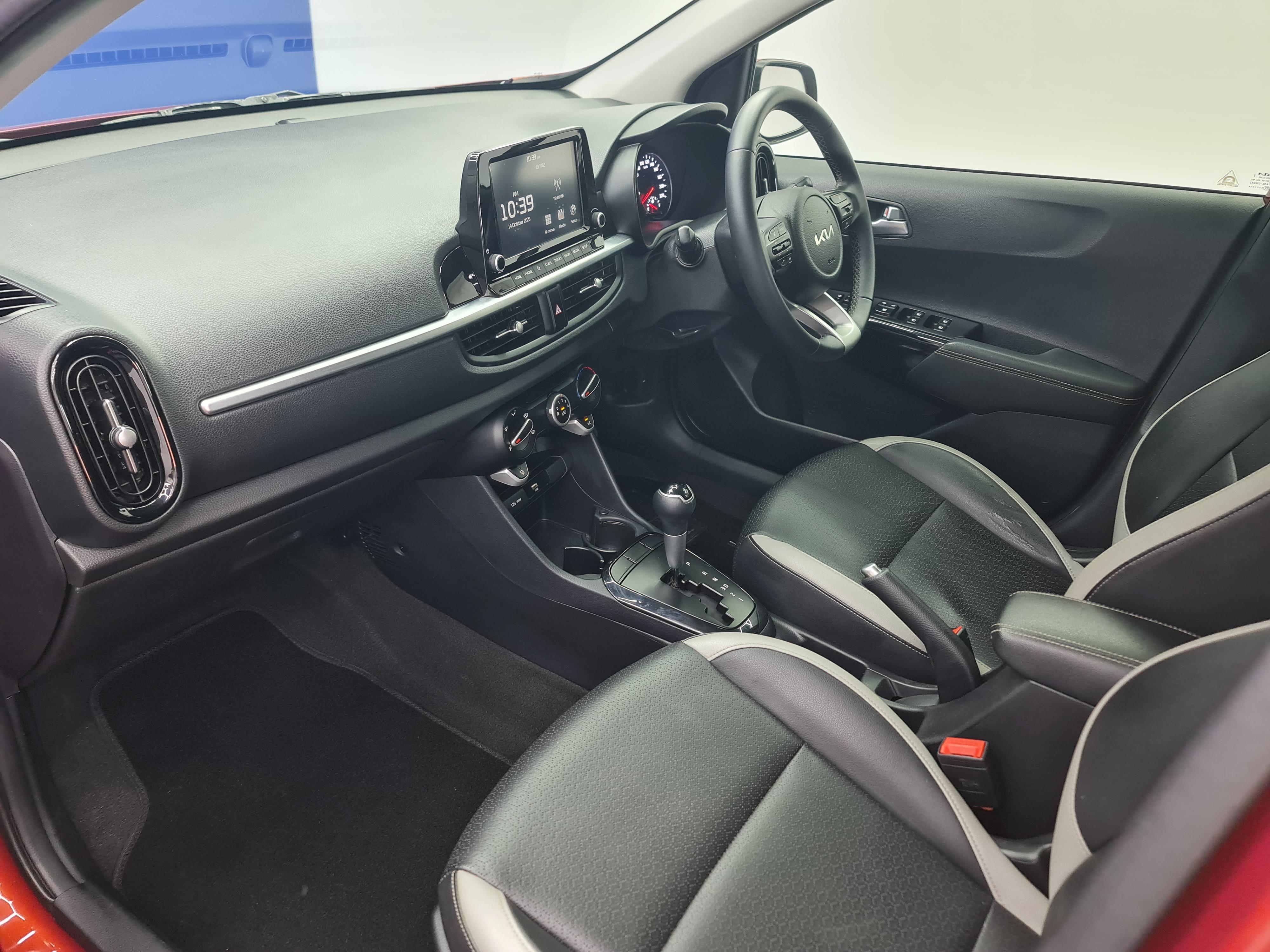 KIA PICANTO 1.2 X-LINE A/T