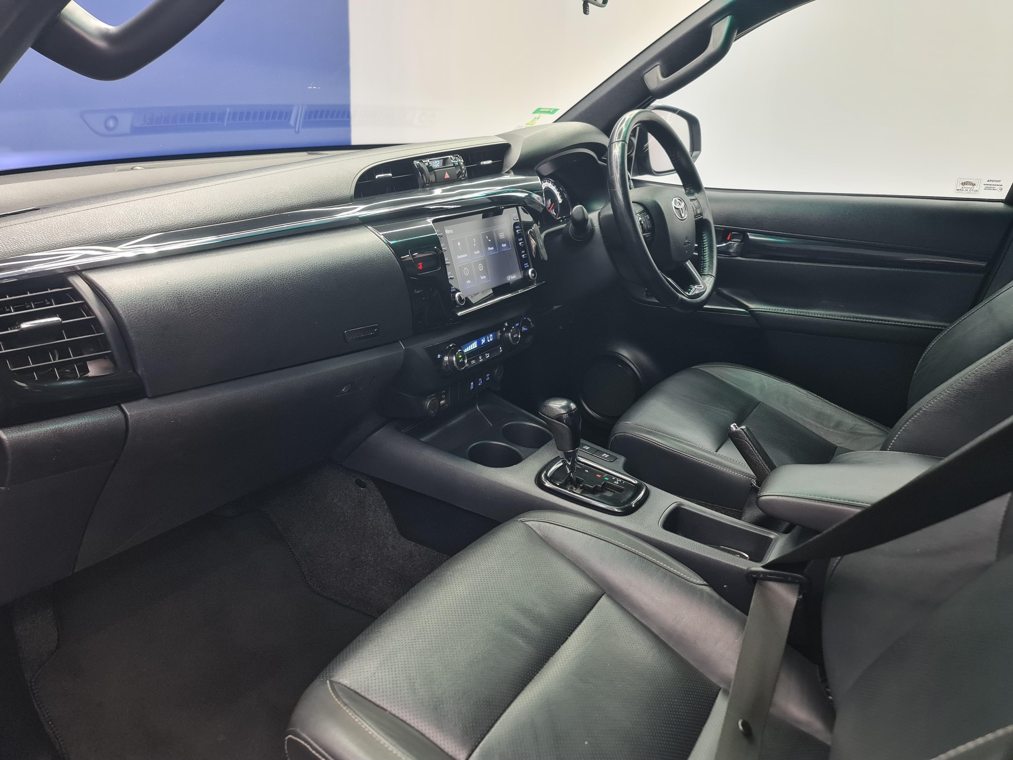 TOYOTA HILUX 2.8 GD-6 RAIDER 4X4 A/T P/U D/C